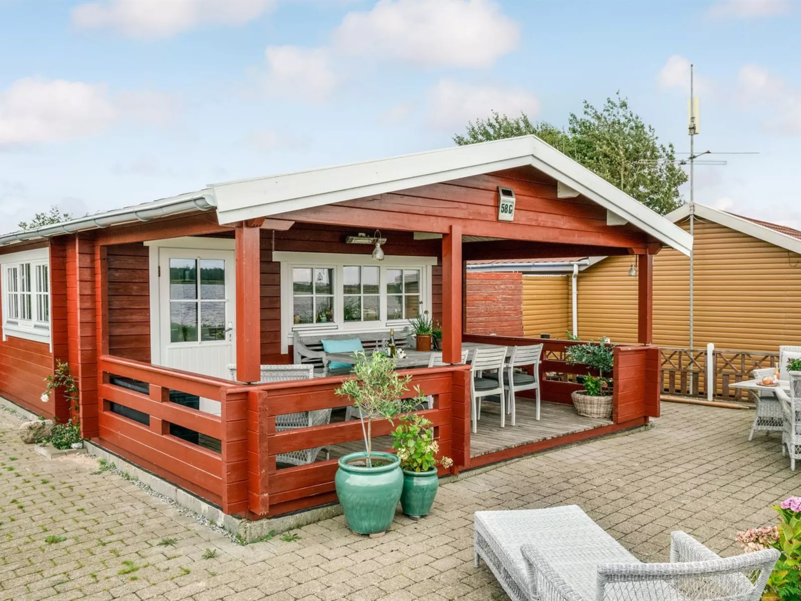 "Topi" - 15m from the sea-Buiten