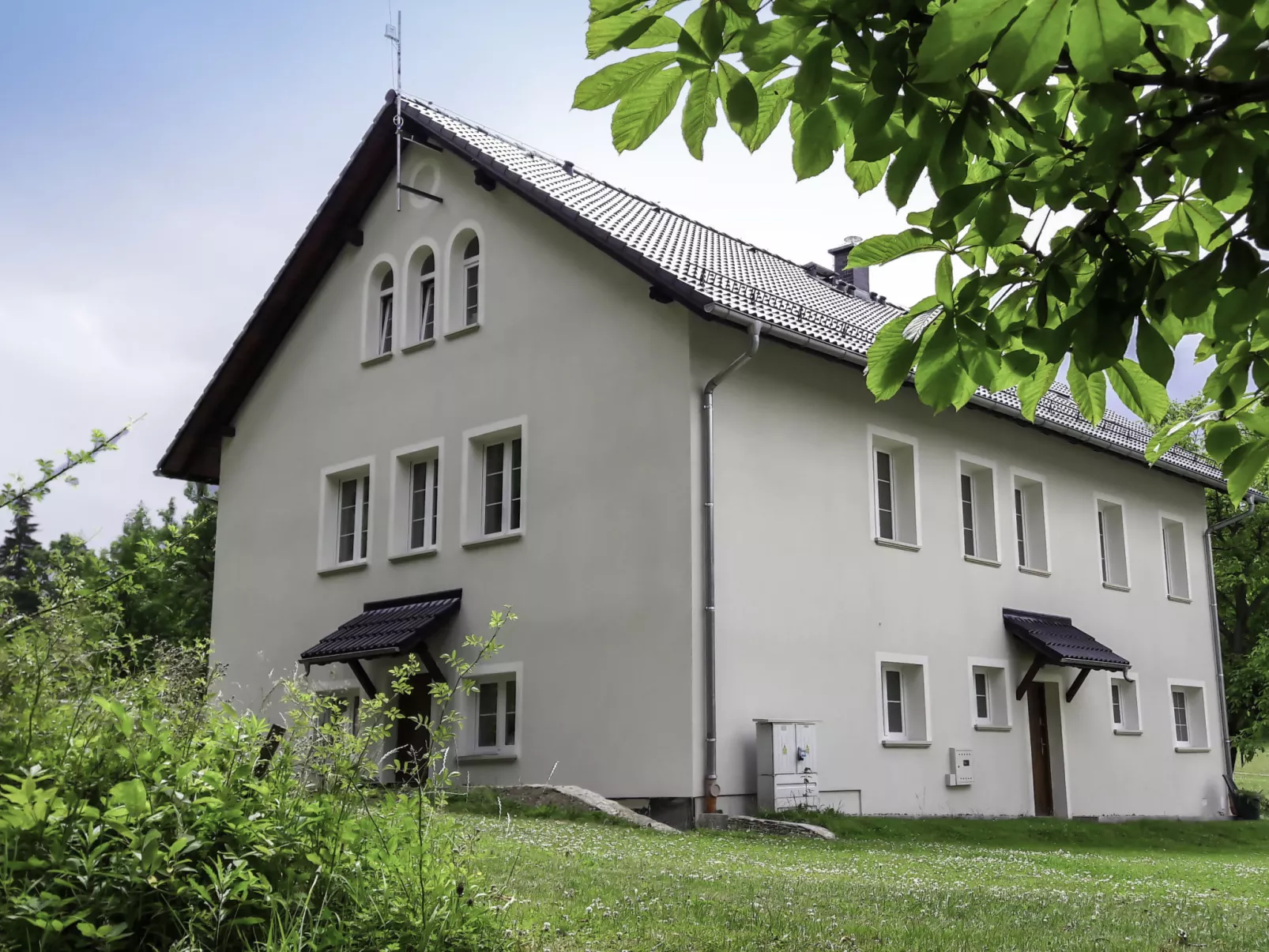 Dom na Skraju-Buiten