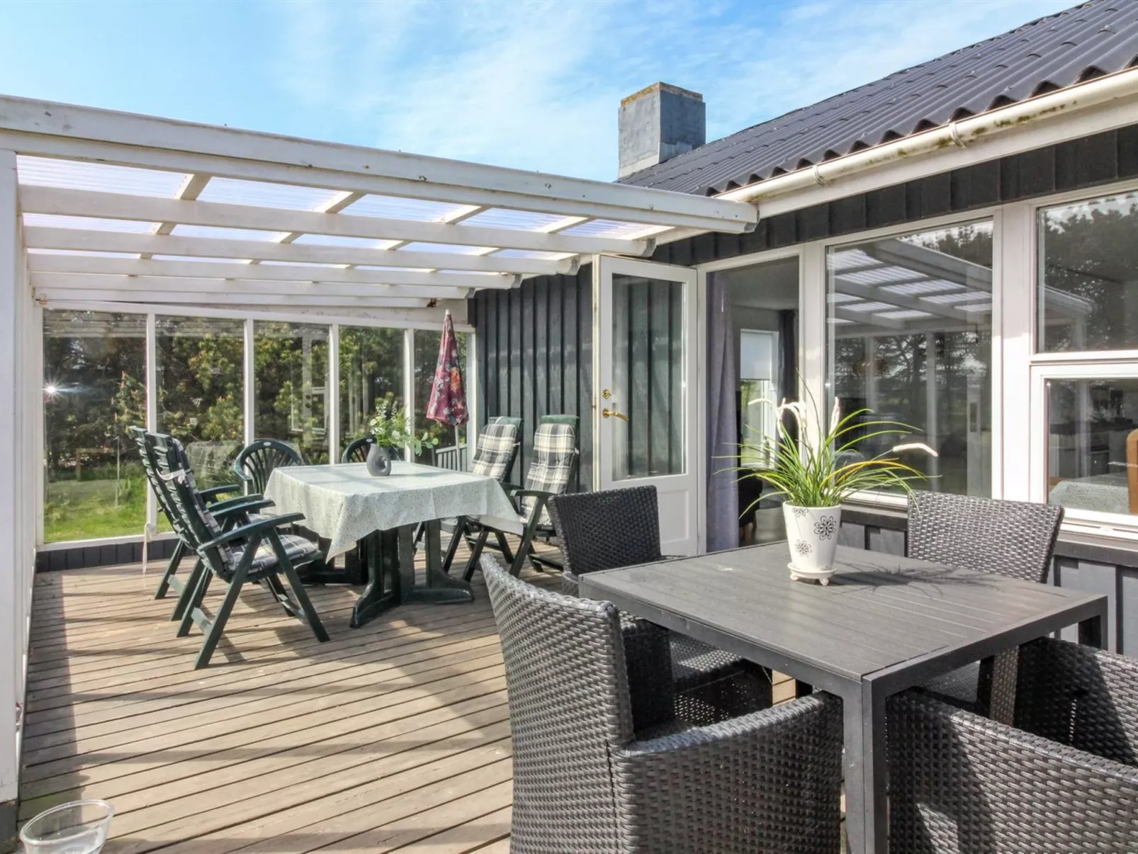 "Hellin" - 300m from the sea-Buiten