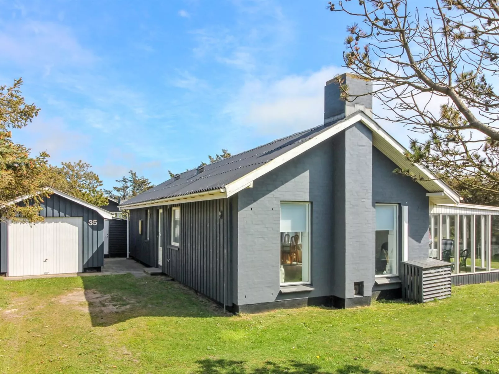 "Hellin" - 300m from the sea-Buiten