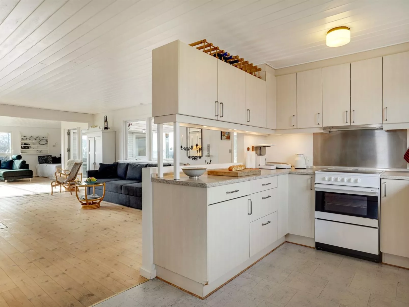 "Frellaf" - 250m from the sea-Binnen