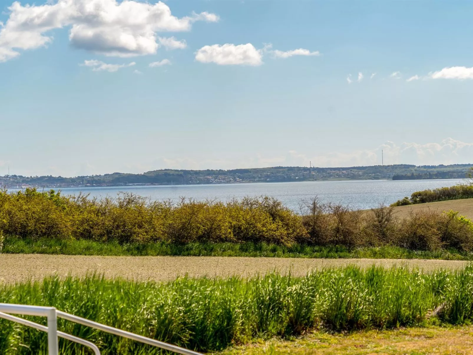 "Frellaf" - 250m from the sea-Buiten