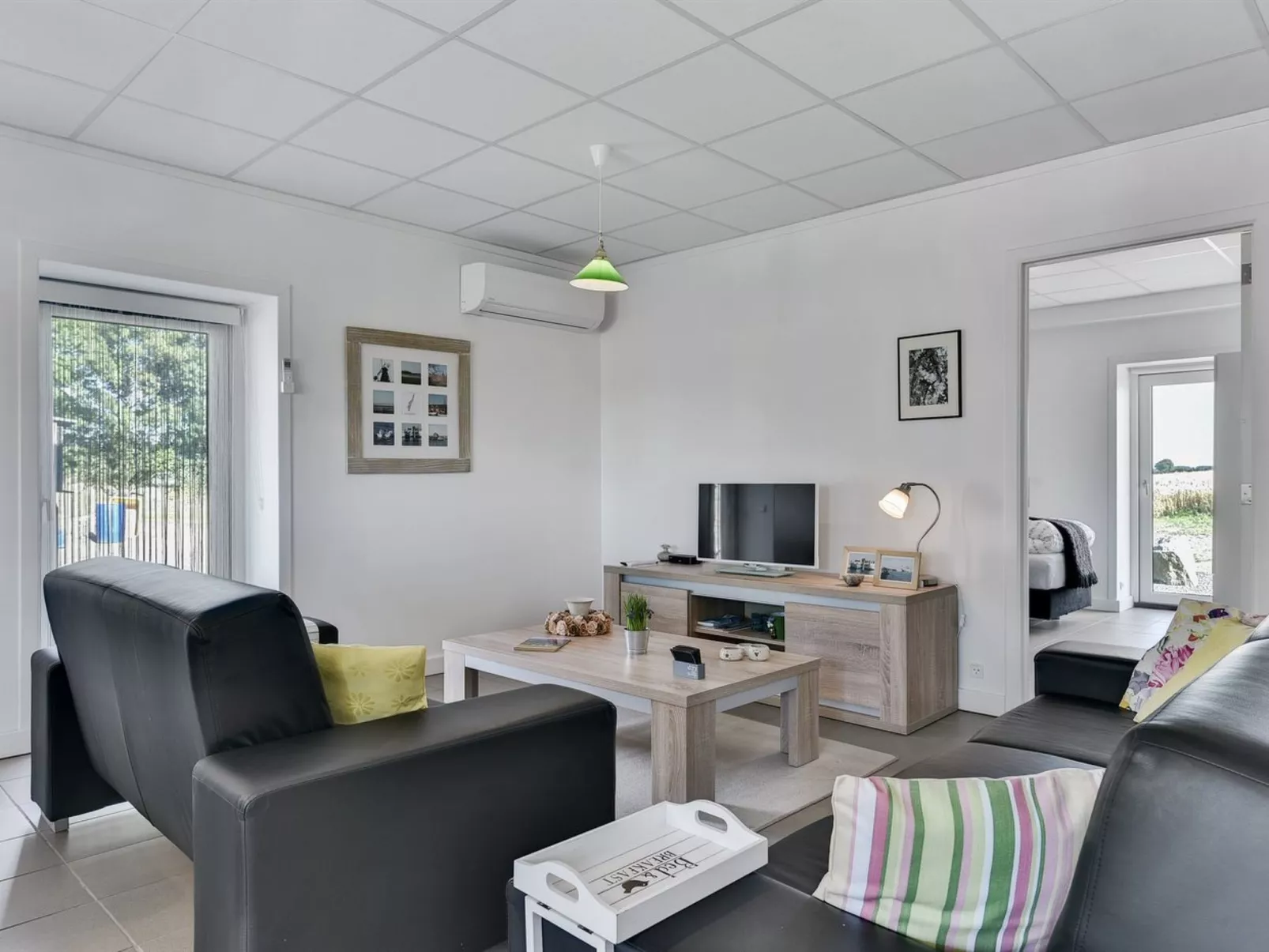 "Haralde" - 2.5km from the sea