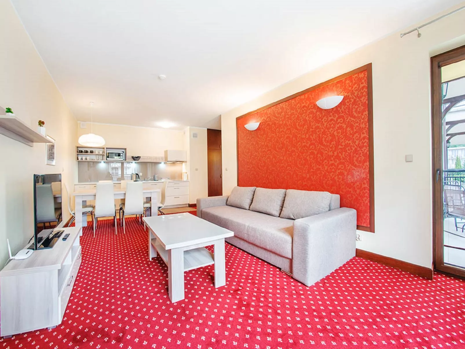 Continental Krynica Morska-Binnen