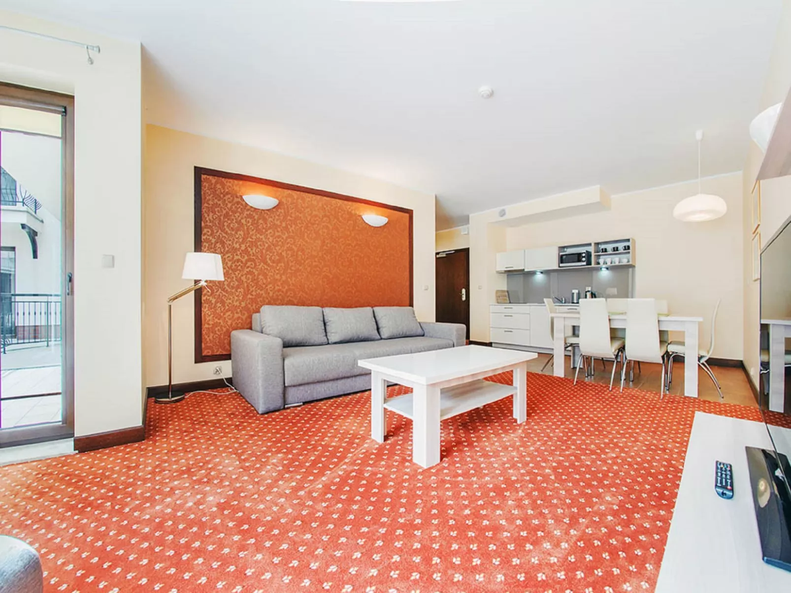 Continental Krynica Morska-Binnen