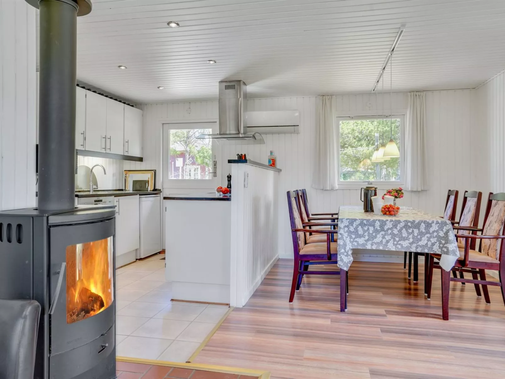 "Birghir" - 1.5km from the sea-Binnen