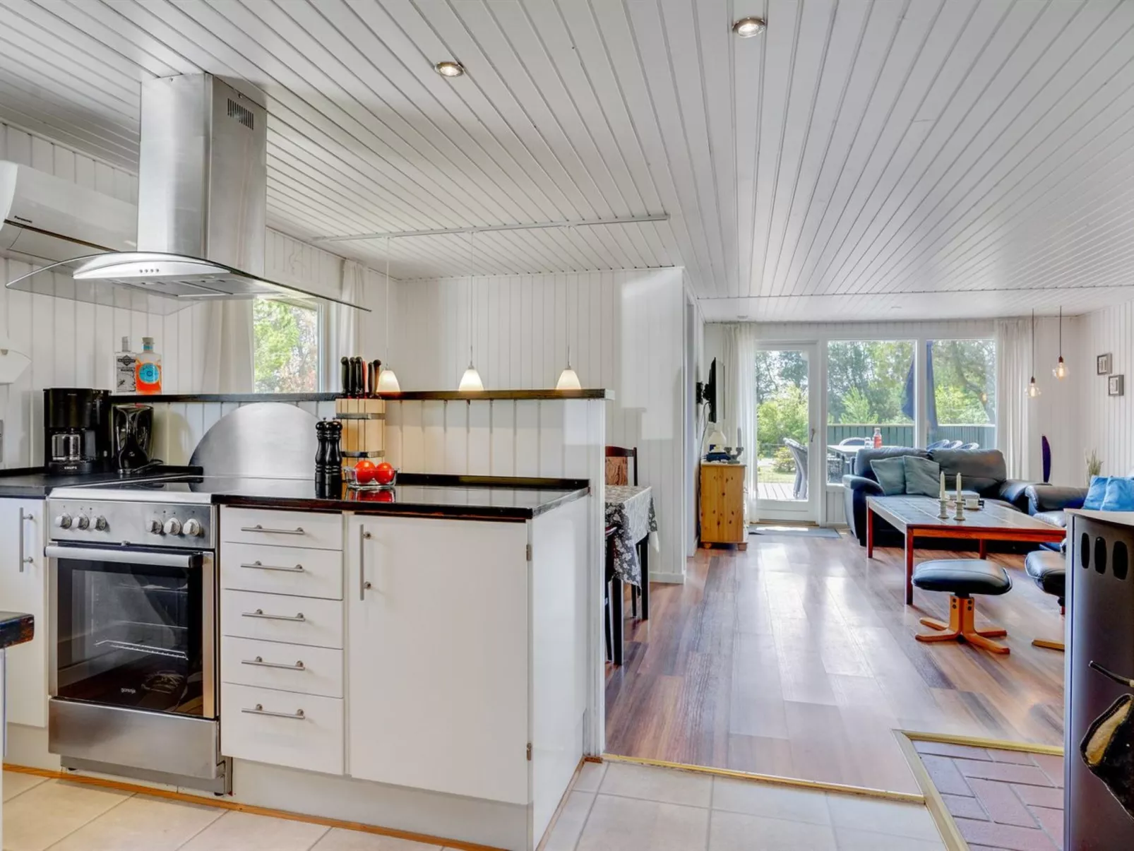 "Birghir" - 1.5km from the sea-Buiten