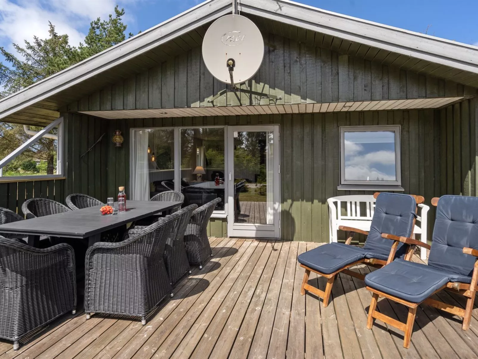 "Birghir" - 1.5km from the sea-Buiten
