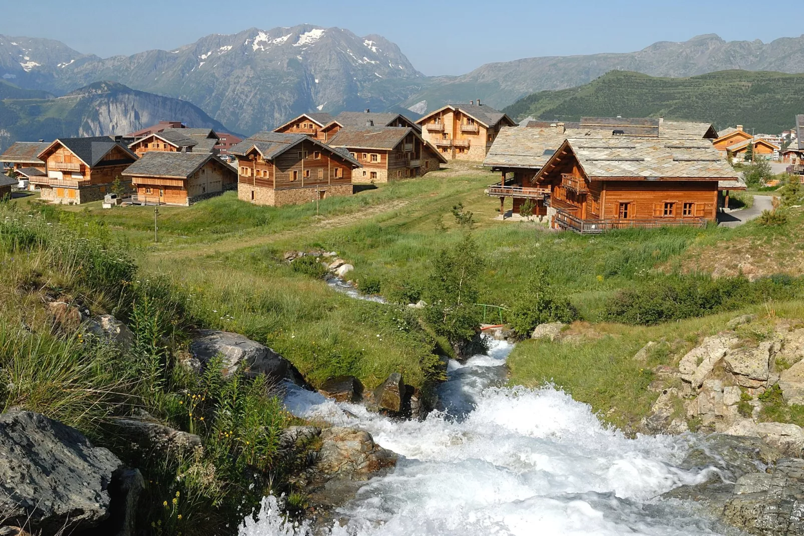 Les Chalets de l'Altiport 2-Buitenkant zomer