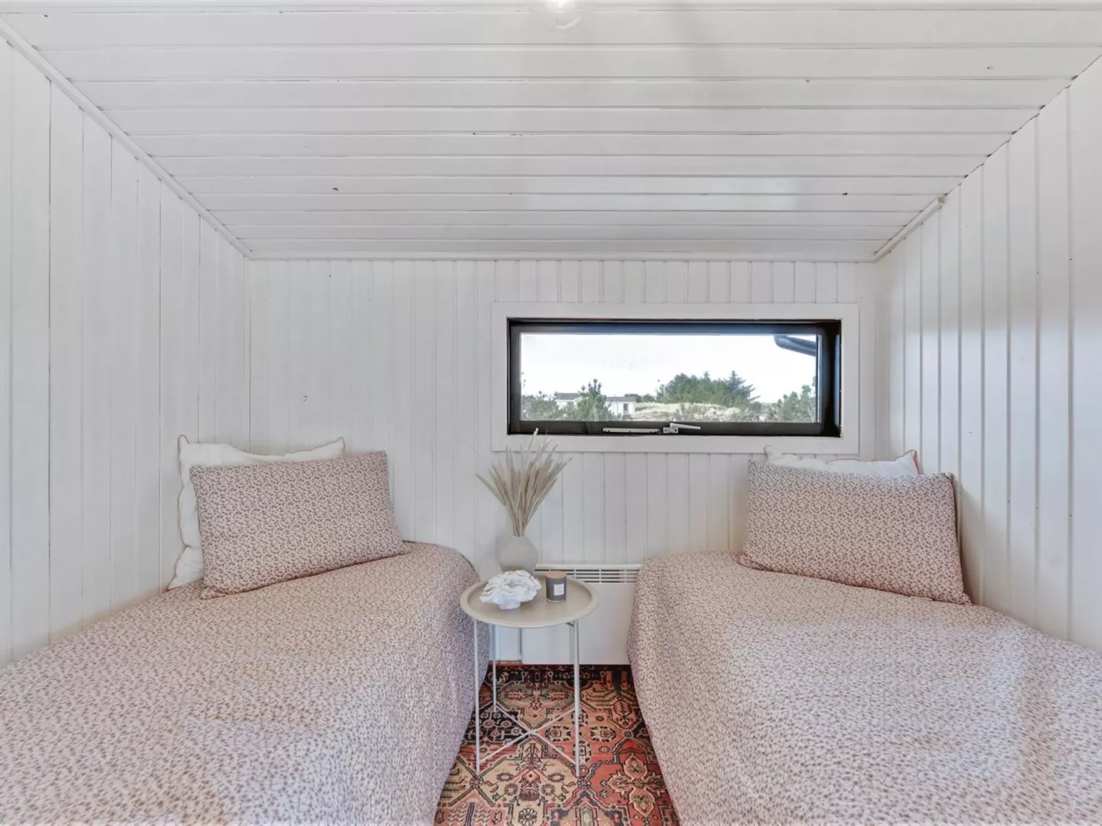 "Brunkil" - 500m from the sea-Binnen