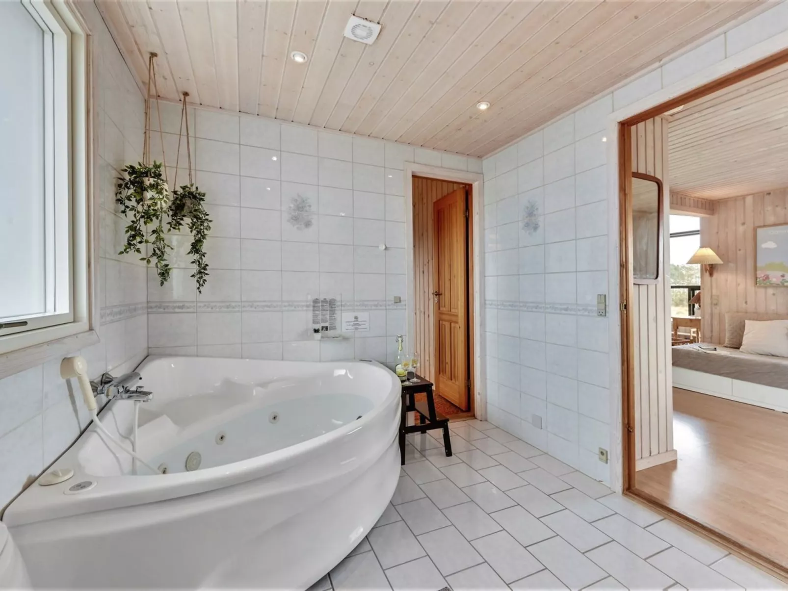 "Brunkil" - 500m from the sea-Binnen