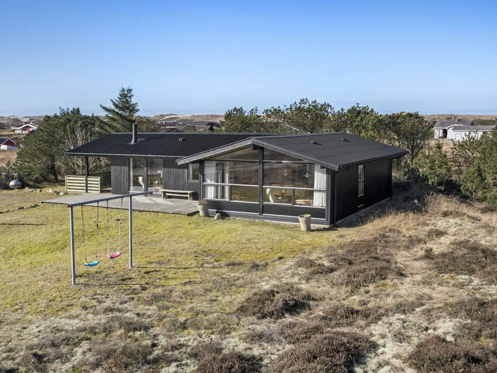 "Brunkil" - 500m from the sea-Buiten