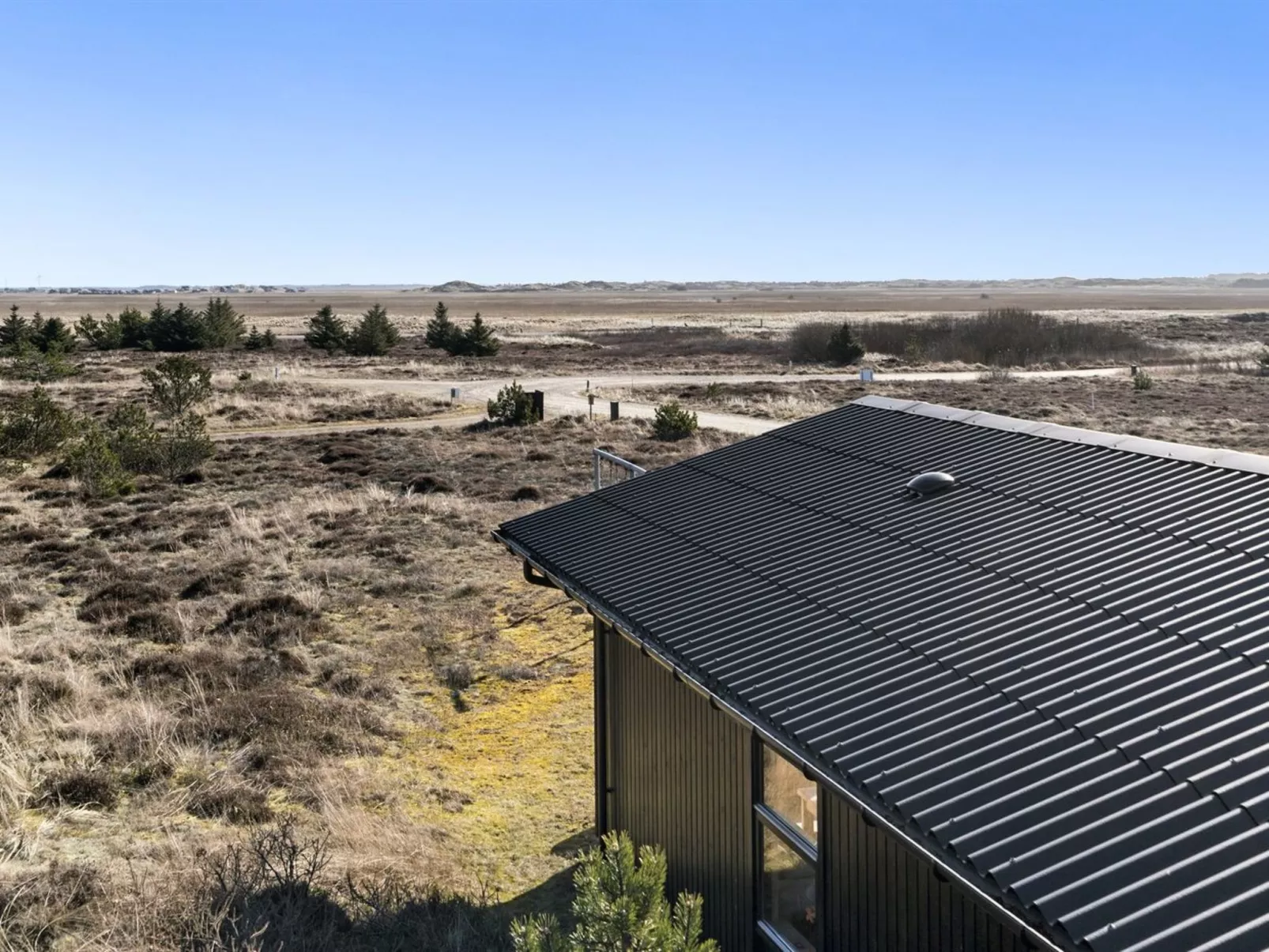 "Brunkil" - 500m from the sea-Buiten