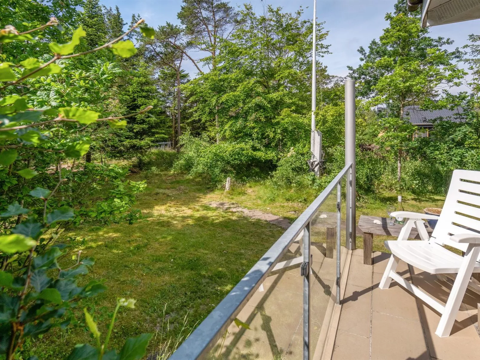 "Tinnie" - 2.9km from the sea-Buiten