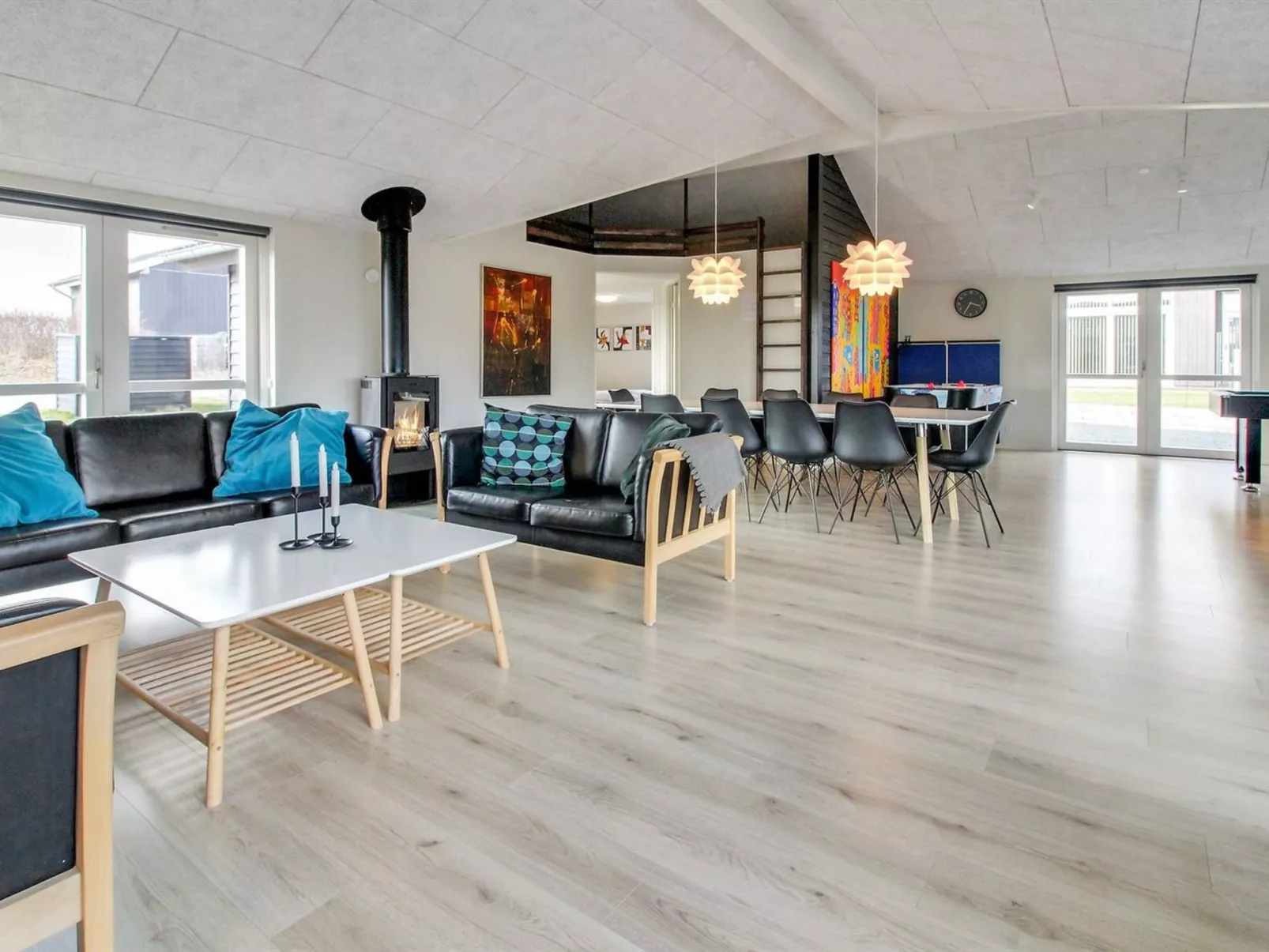 "Yakari" - 300m from the sea