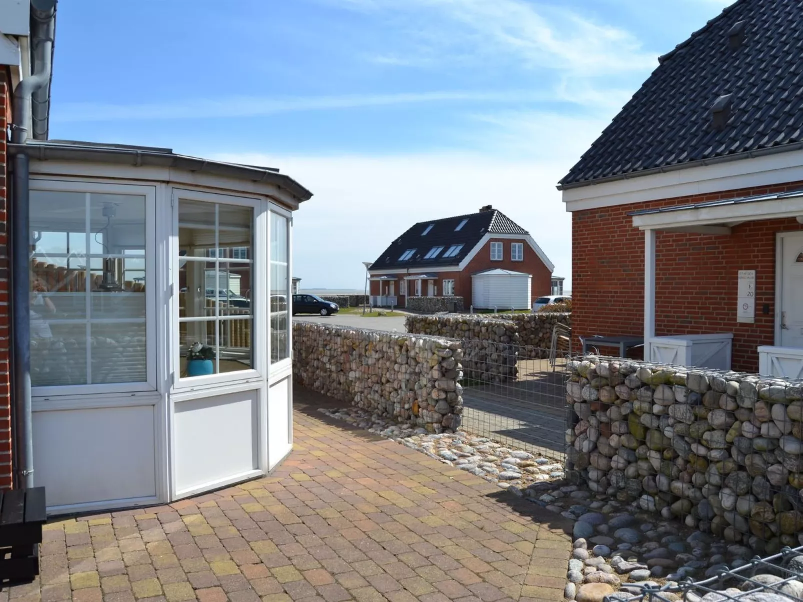 "Harriette" - 100m from the sea-Binnen