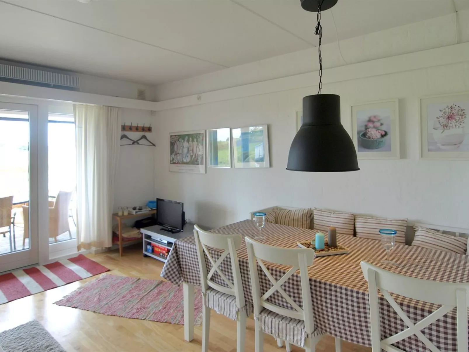 "Thorke" - 5km from the sea-Binnen