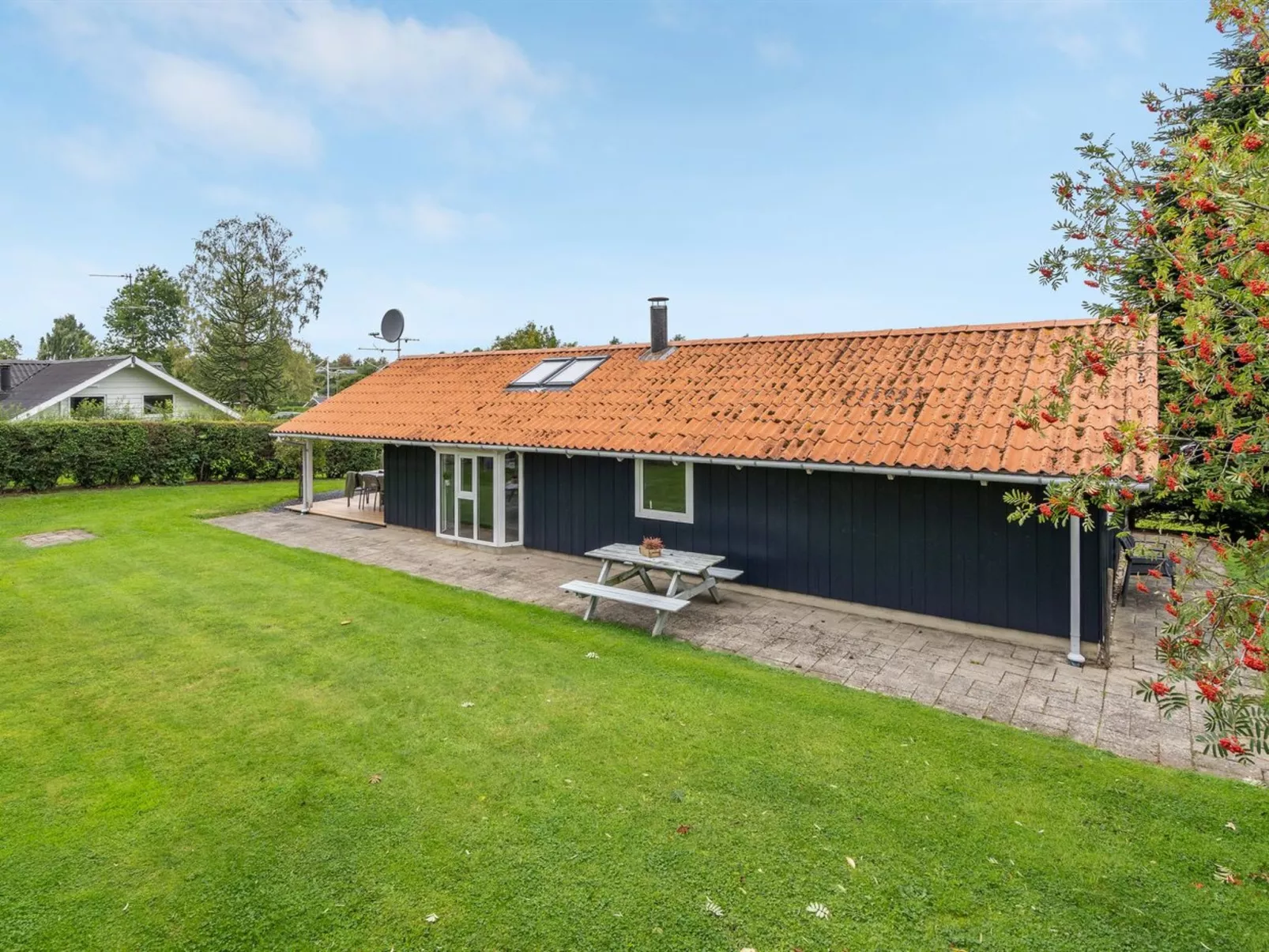 "Petrus" - 750m from the sea-Buiten
