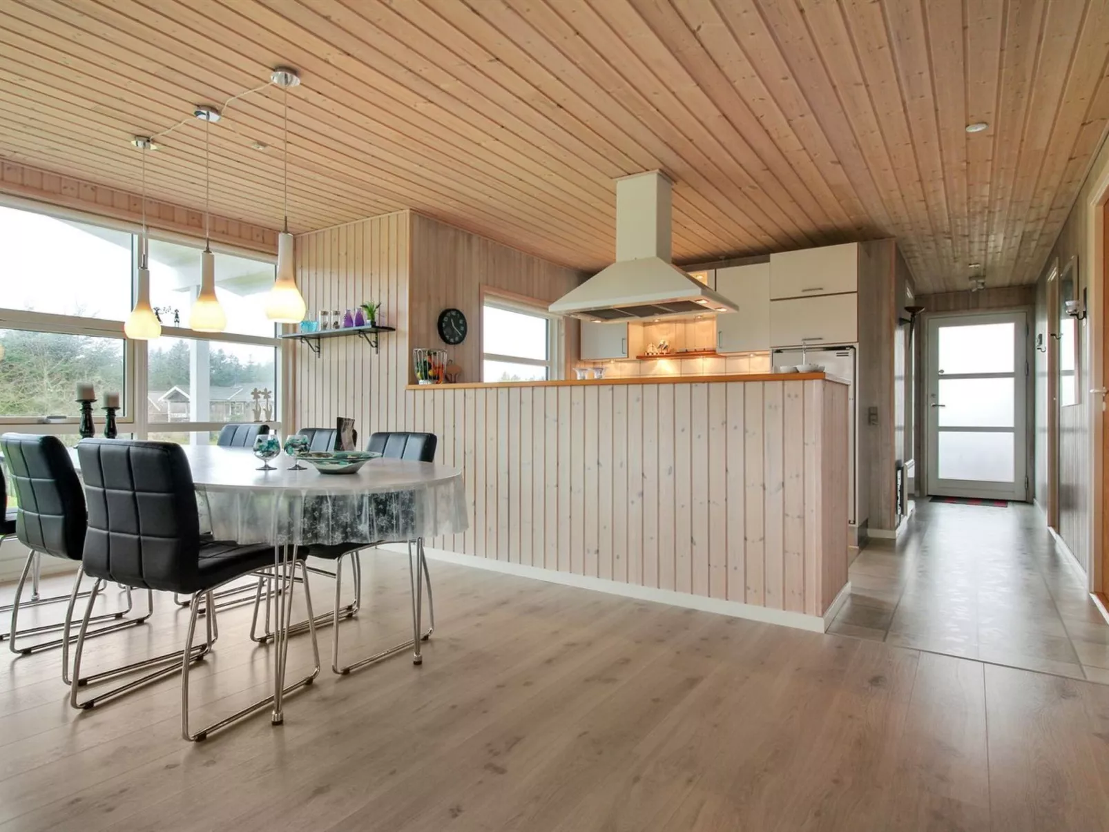 "Troels" - 750m from the sea-Binnen