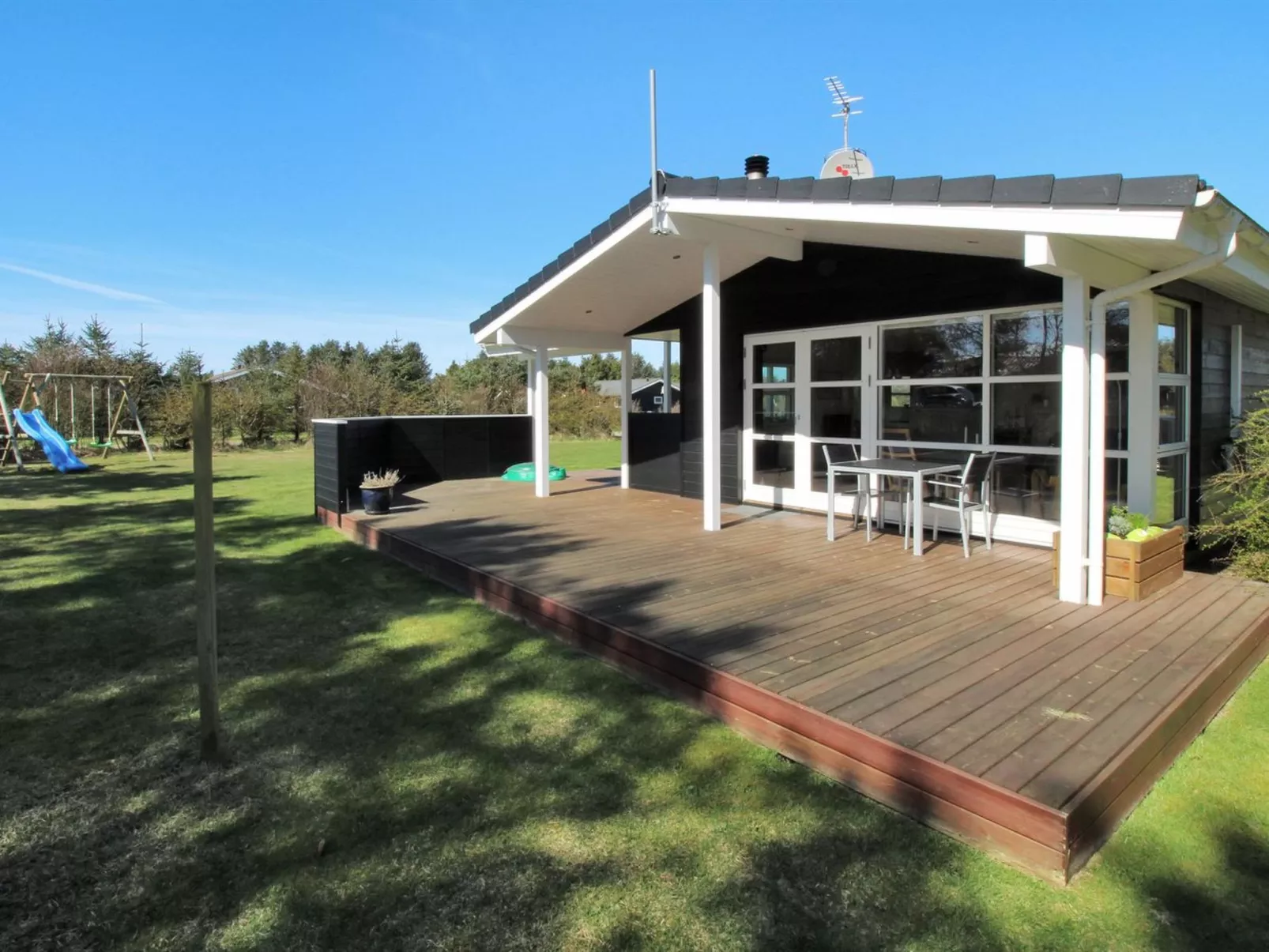 "Troels" - 750m from the sea-Buiten