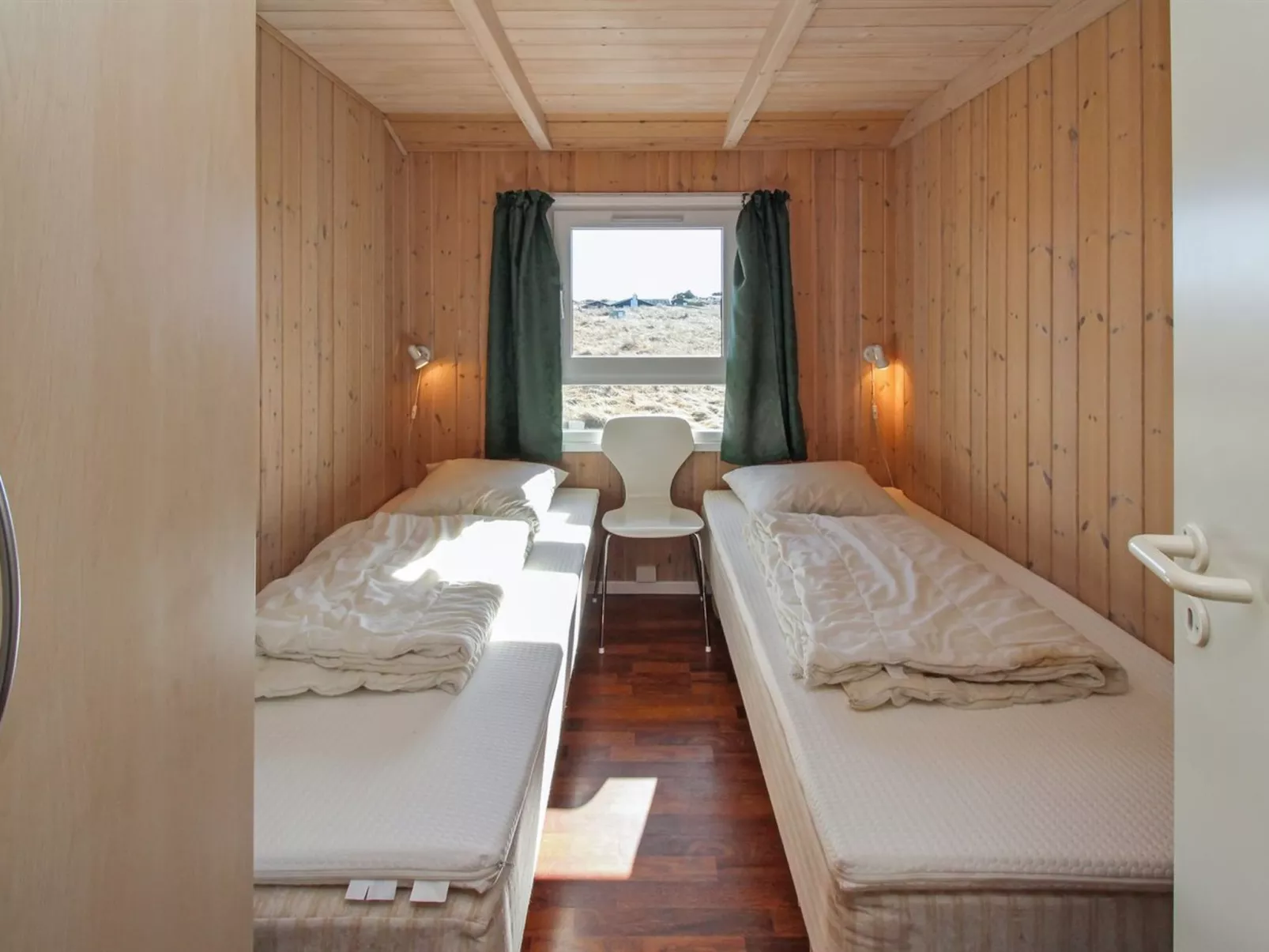 "Katla" - 400m from the sea-Binnen