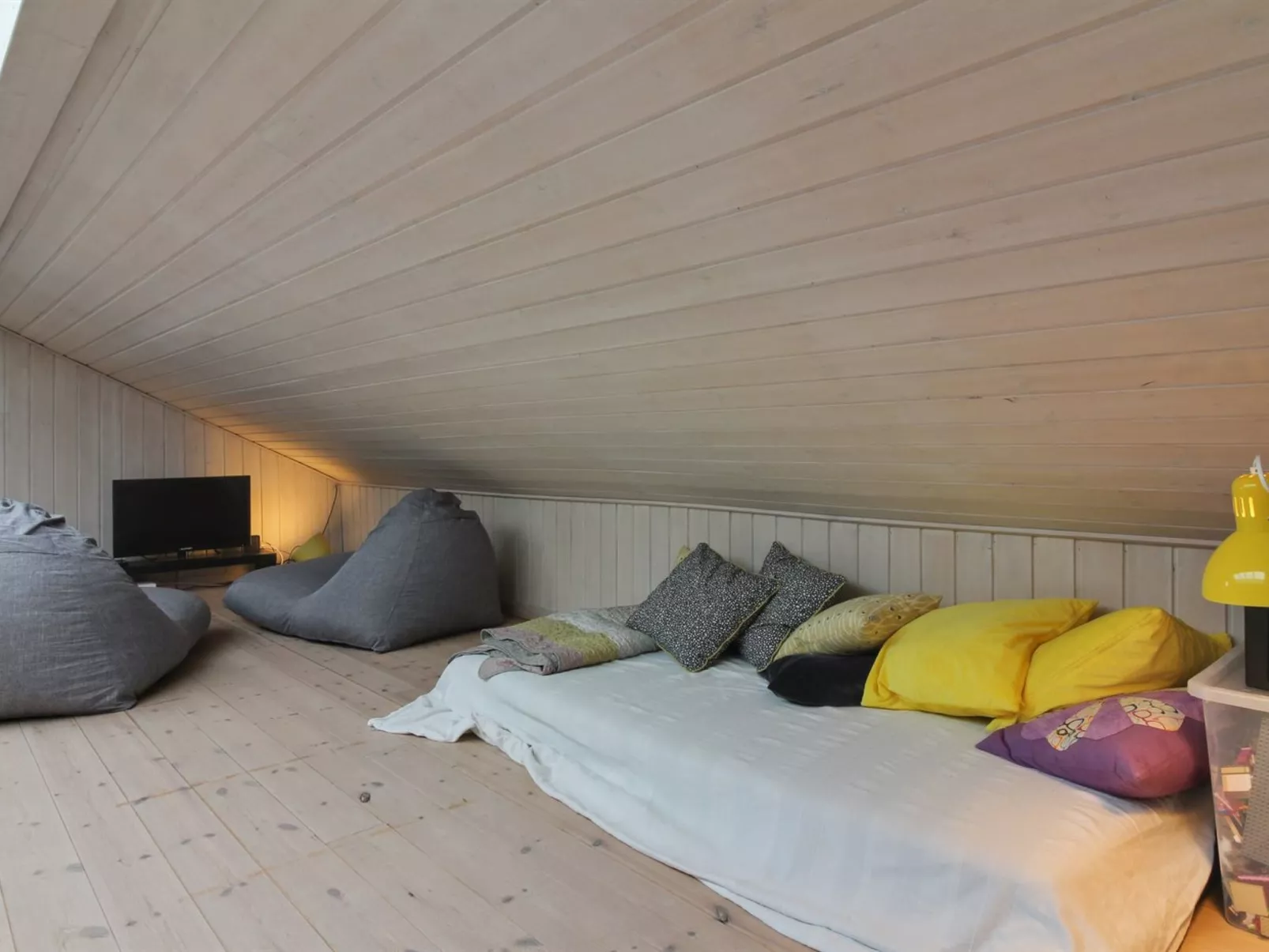 "Agate" - 250m from the sea-Binnen