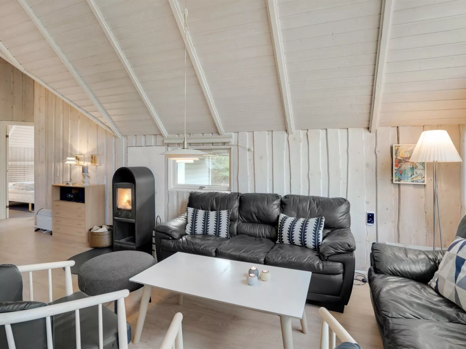 "Almina" - 1km from the sea-Binnen