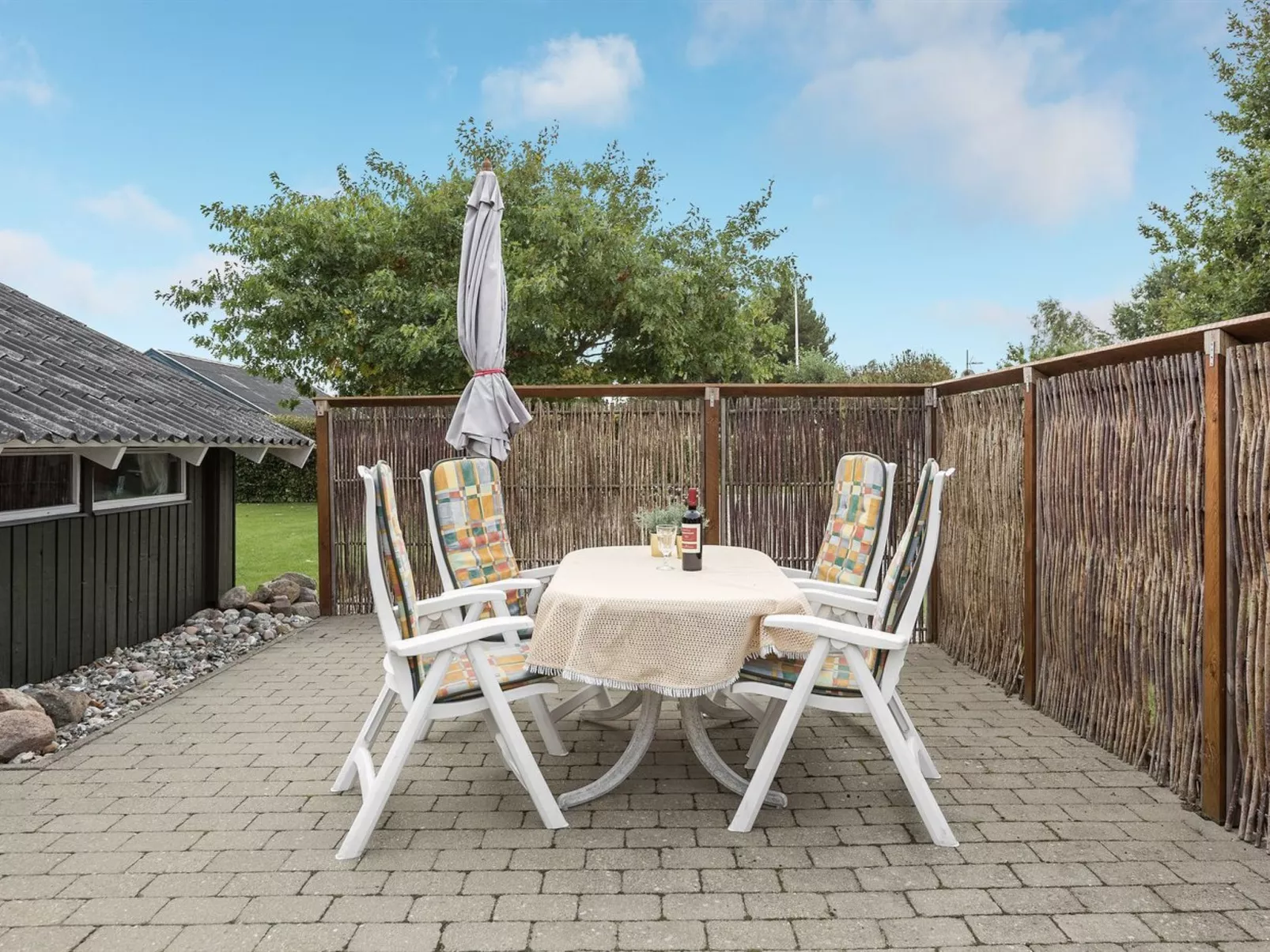 "Kolja" - 525m from the sea-Buiten