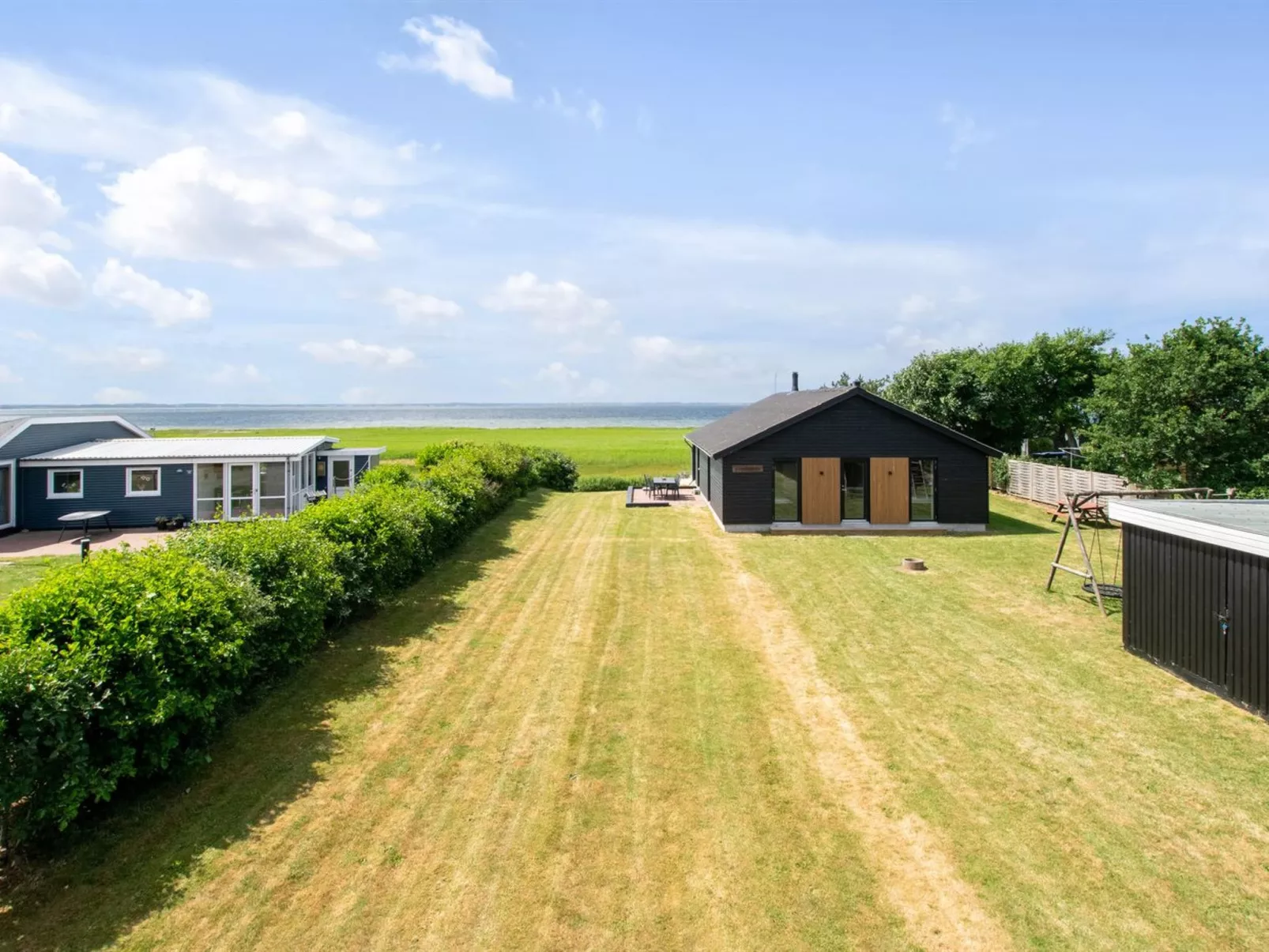 "Aslag" - 150m to the inlet-Buiten