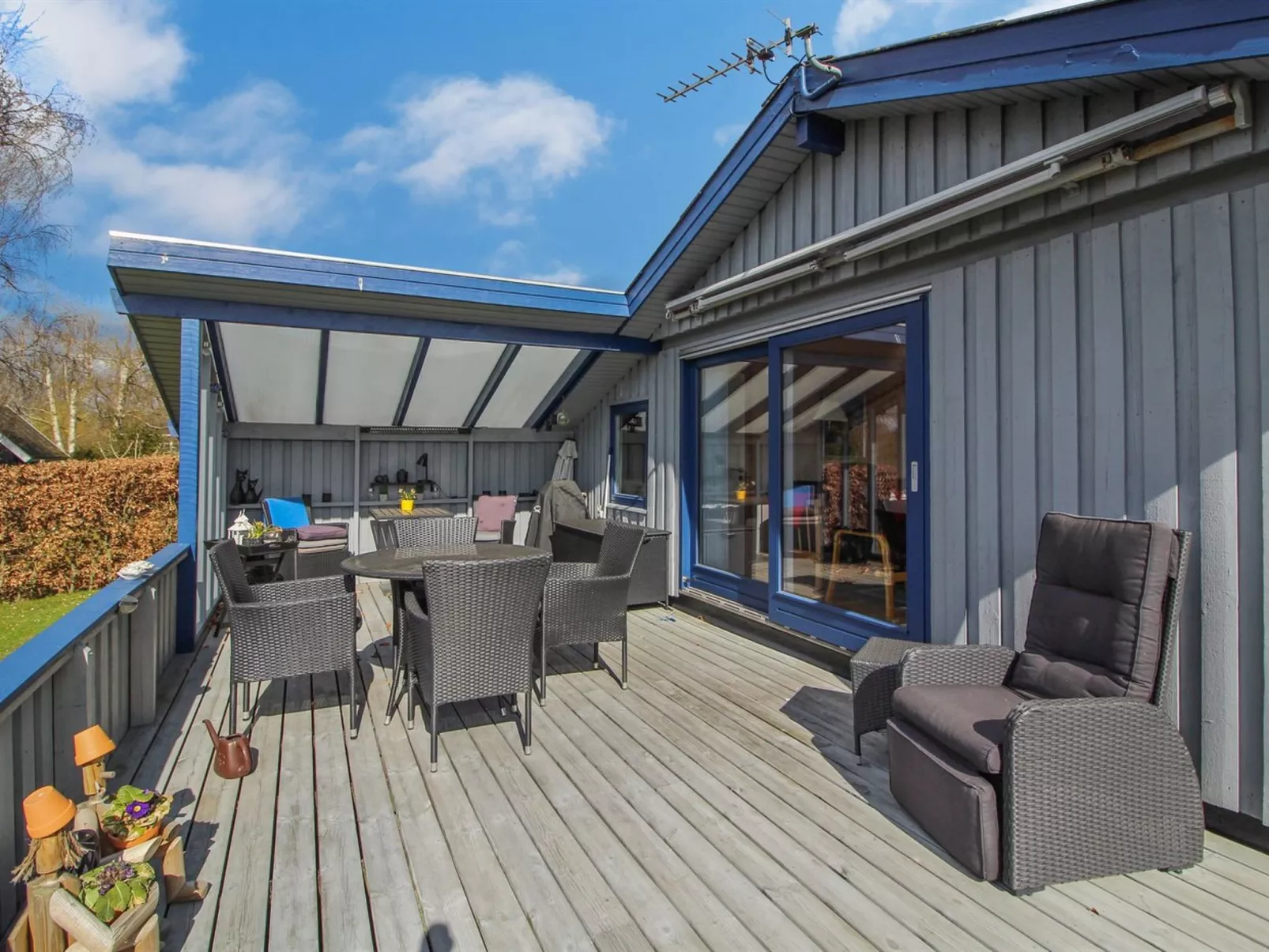 "Marjun" - 400m from the sea