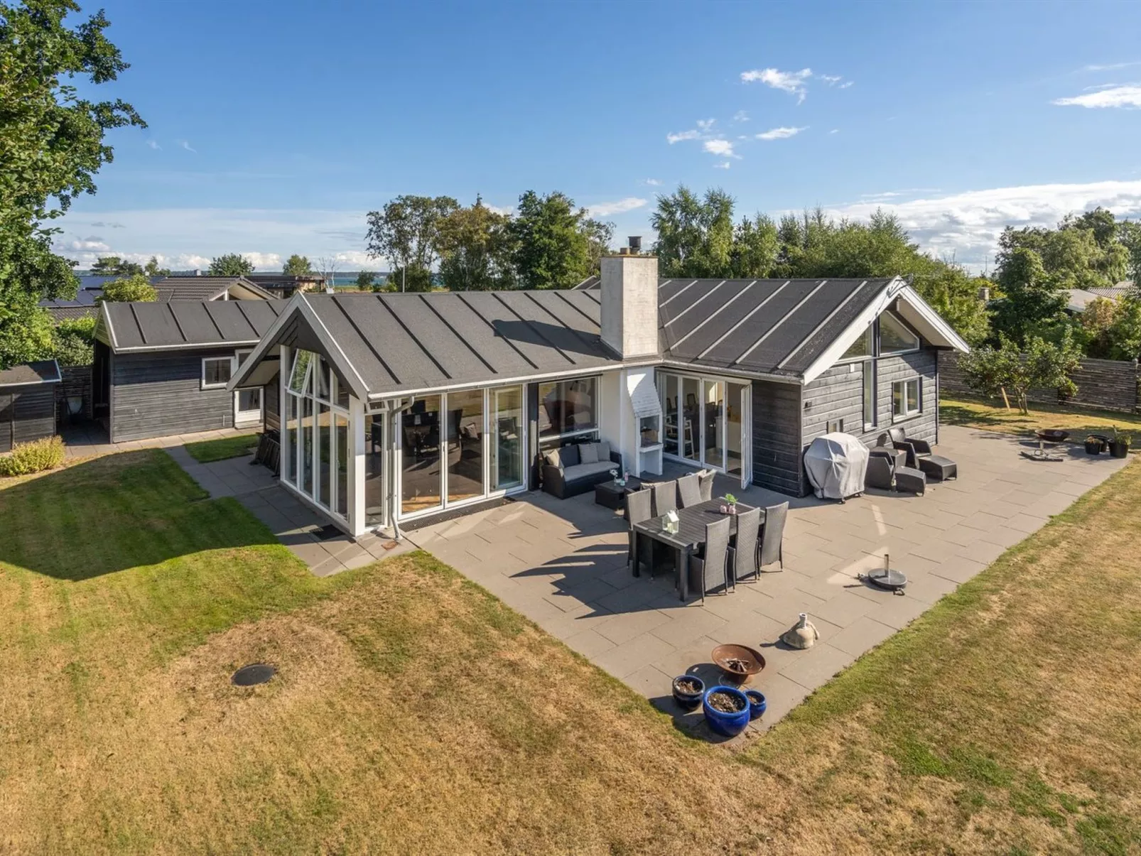 "Danske" - 150m from the sea-Buiten