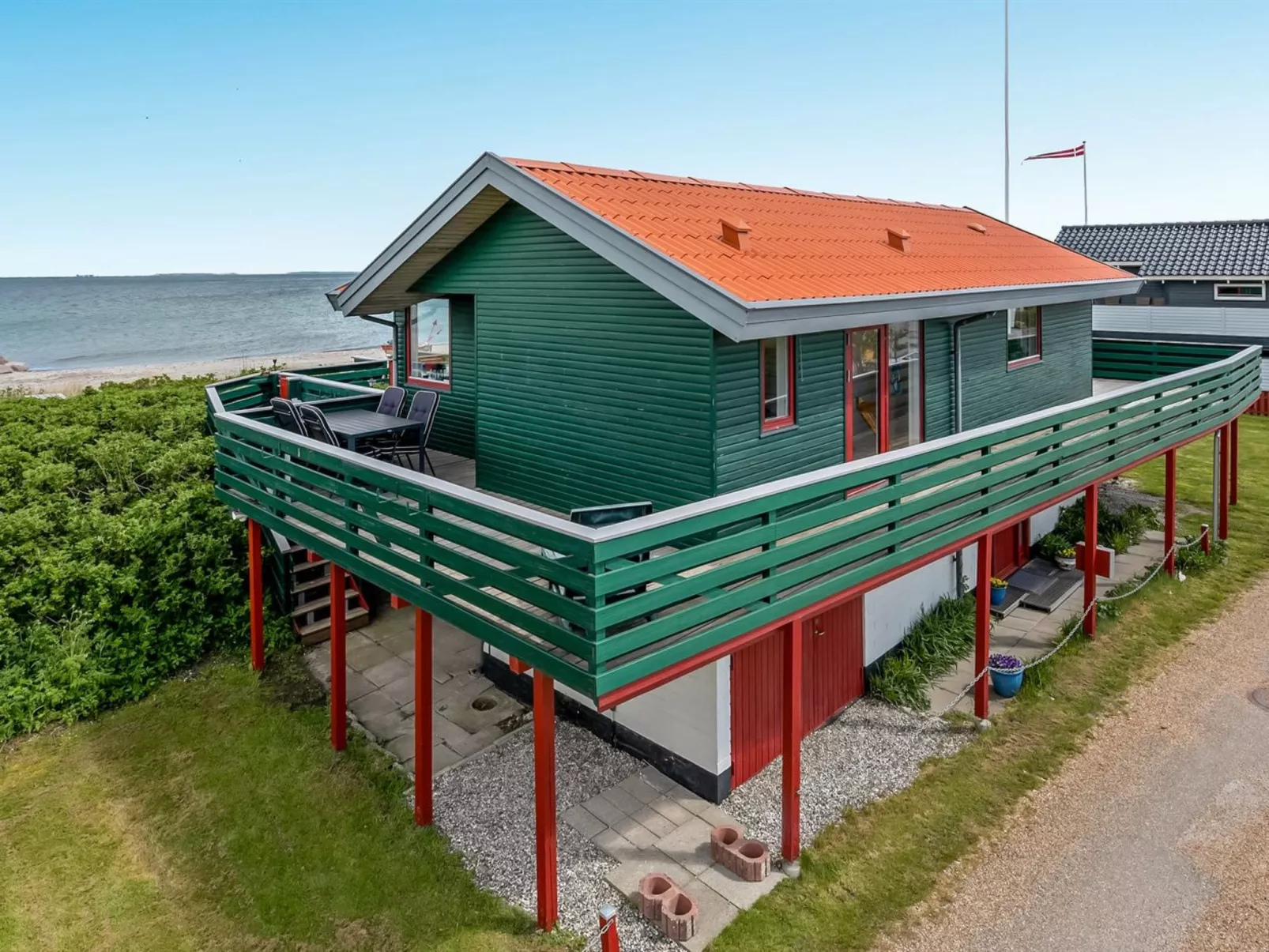 "Eldar" - 5m from the sea-Binnen