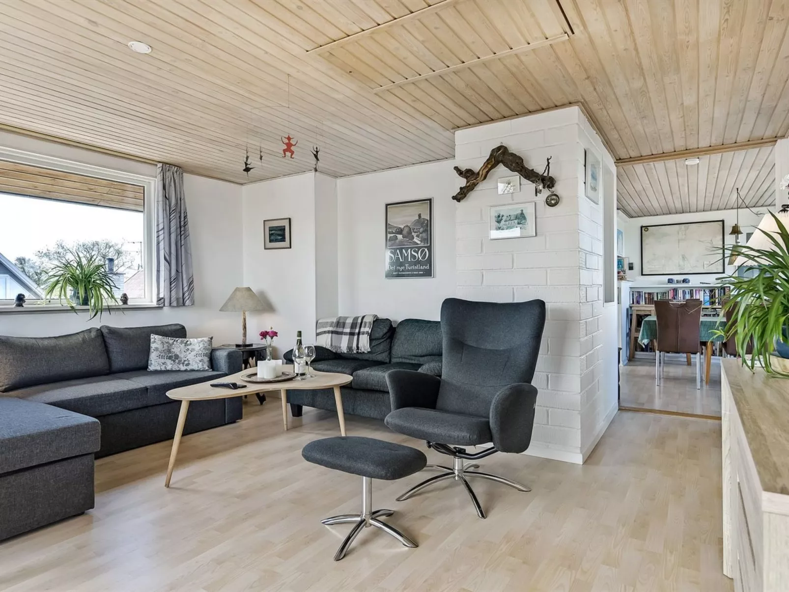 "Eldar" - 5m from the sea-Binnen