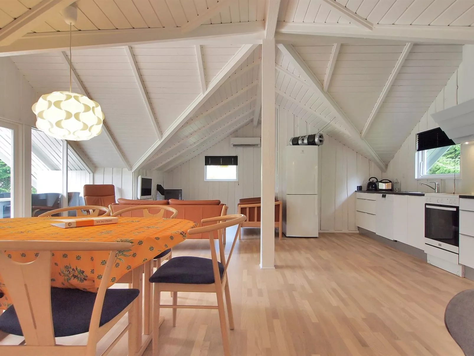 "Wraghi" - 133m from the sea