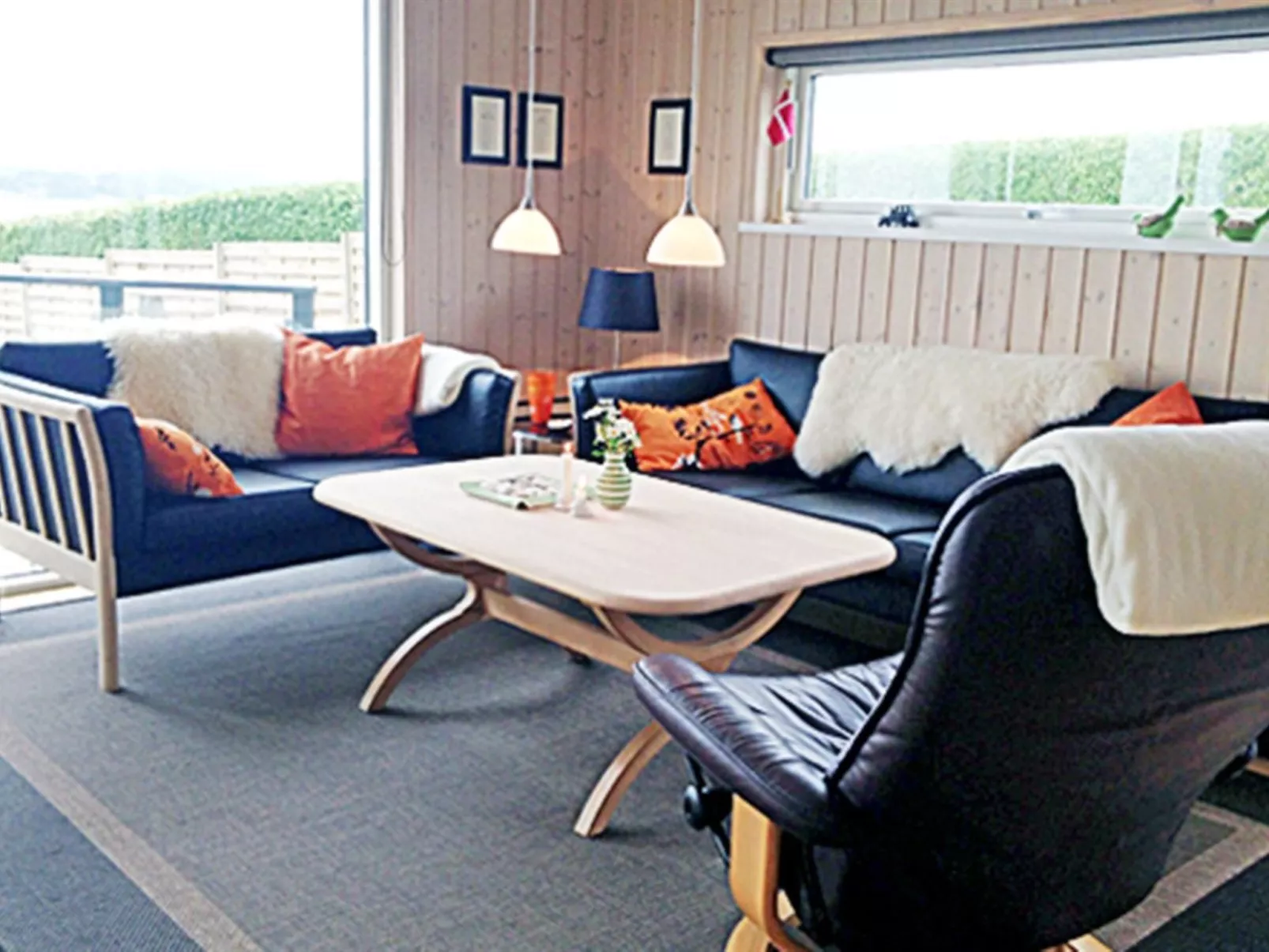 "Majbritt" - 50m from the sea-Binnen