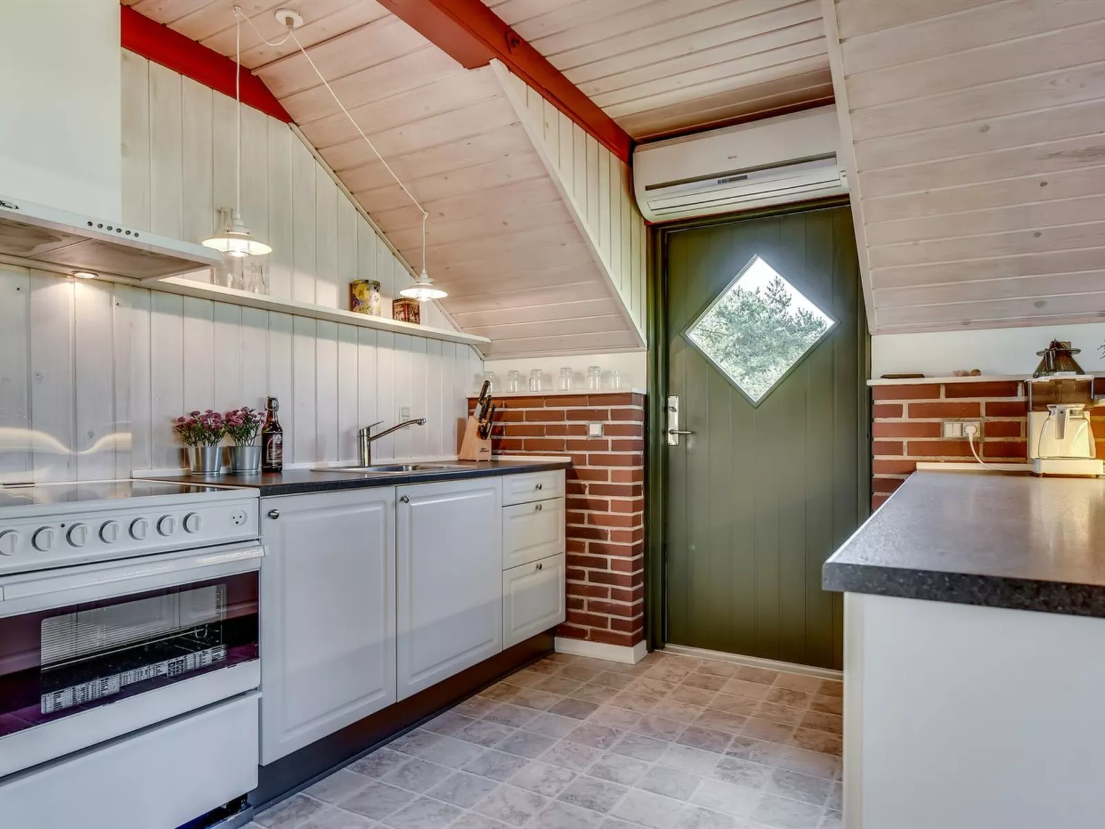 "Görel" - 1km from the sea-Binnen