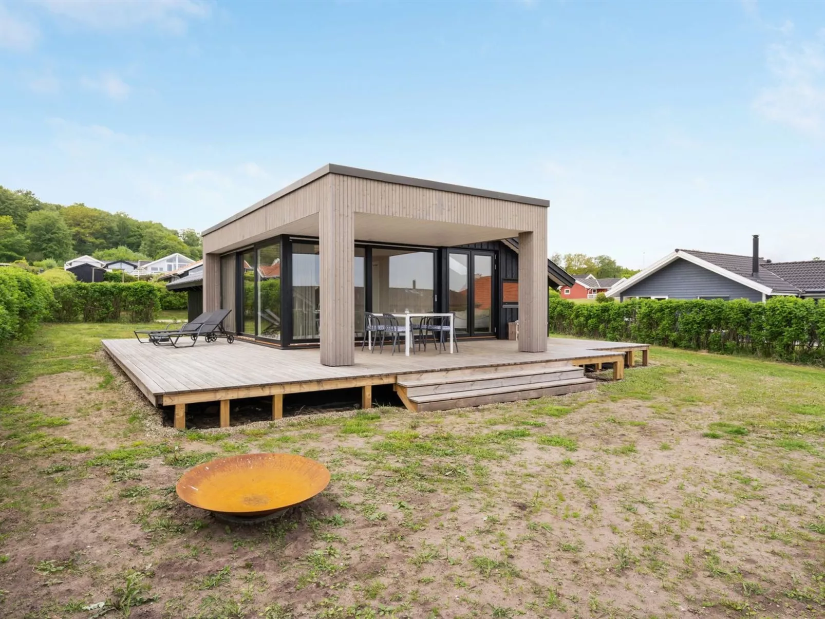 "Ely" - 300m from the sea-Buiten