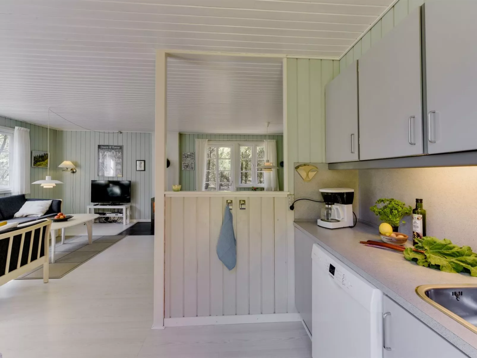 "Epiphania" - 900m from the sea-Binnen