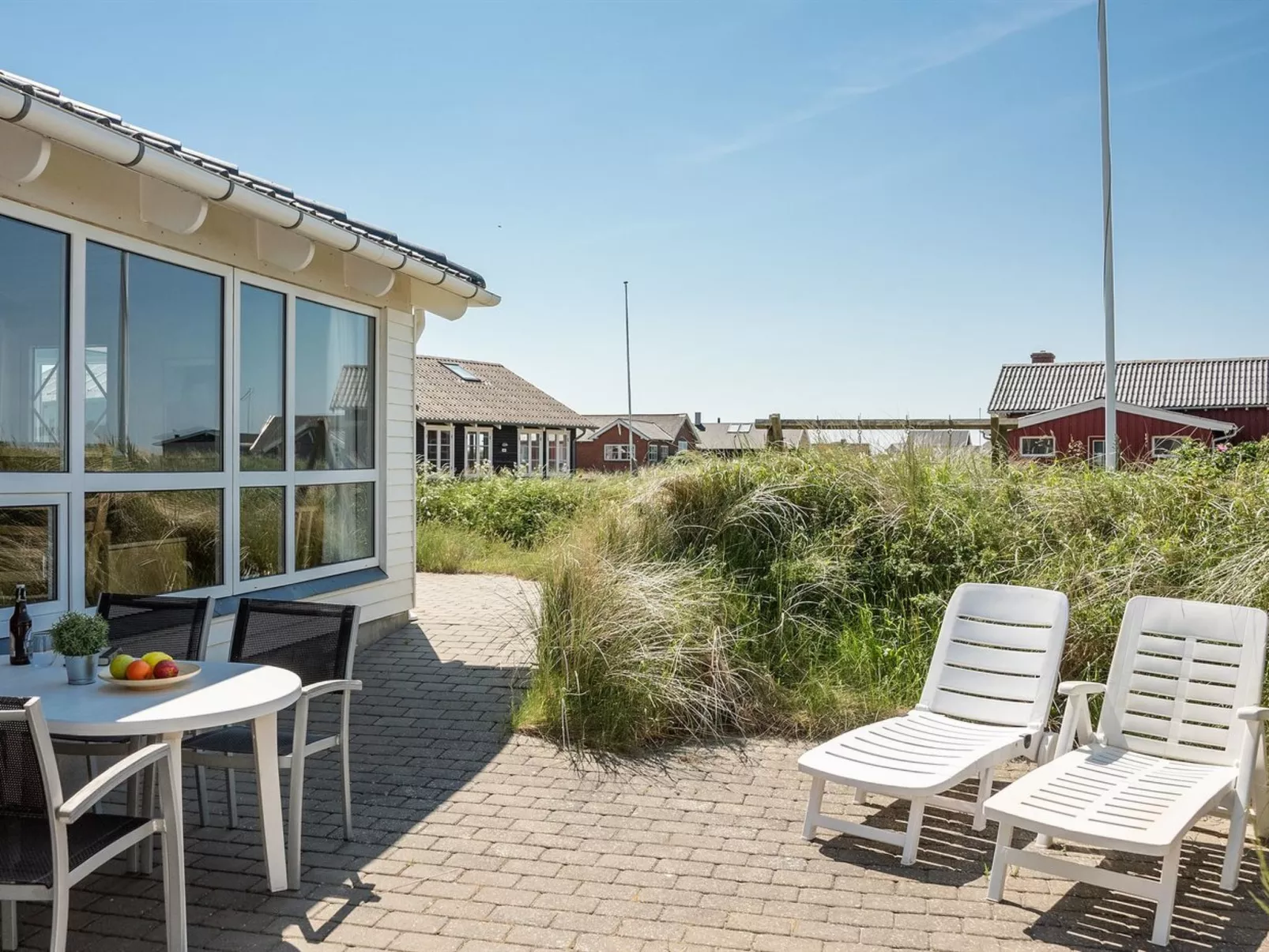 "Nyssa" - 350m from the sea-Buiten