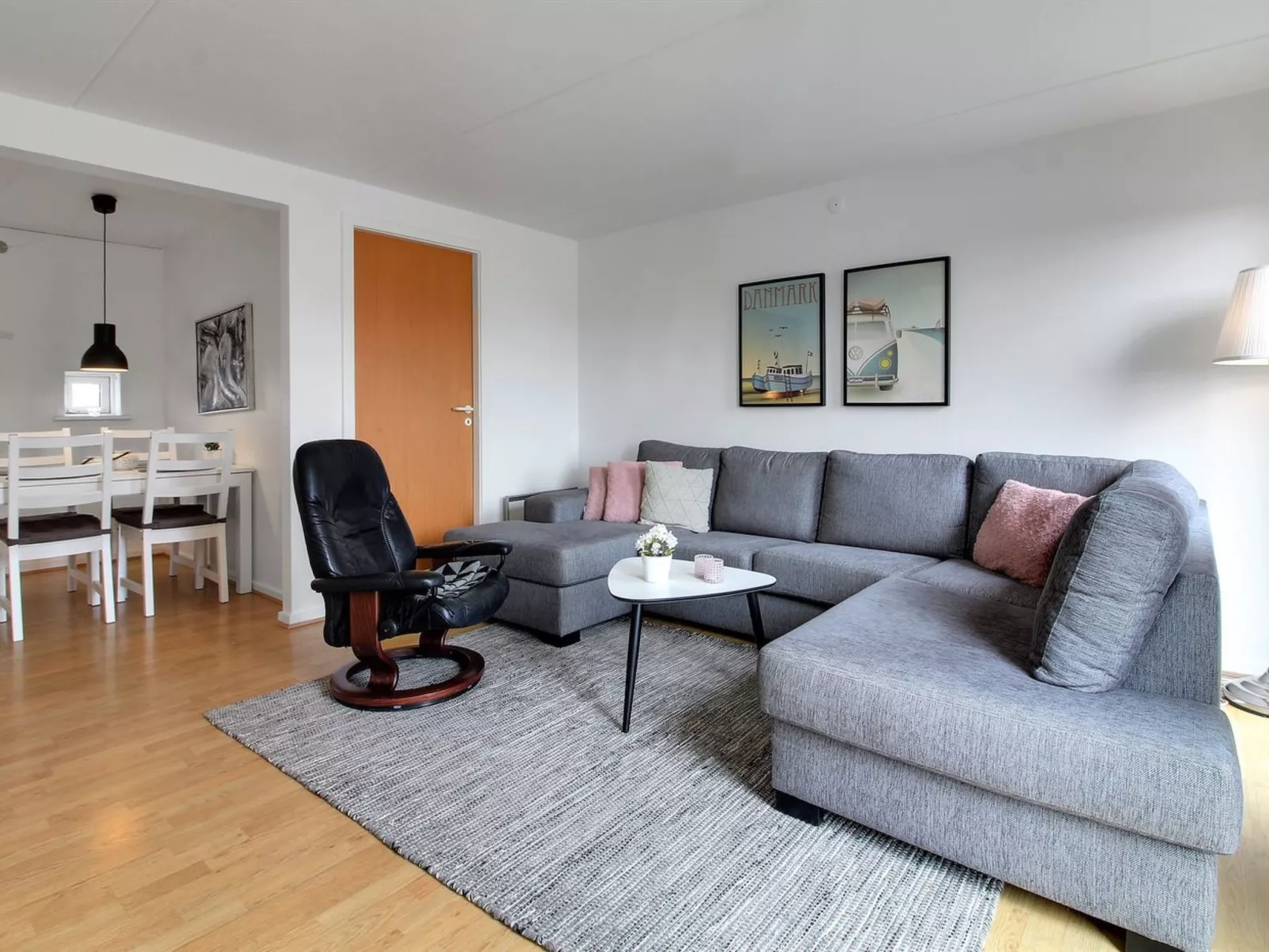 "Anelia" - 2.3km from the sea-Binnen