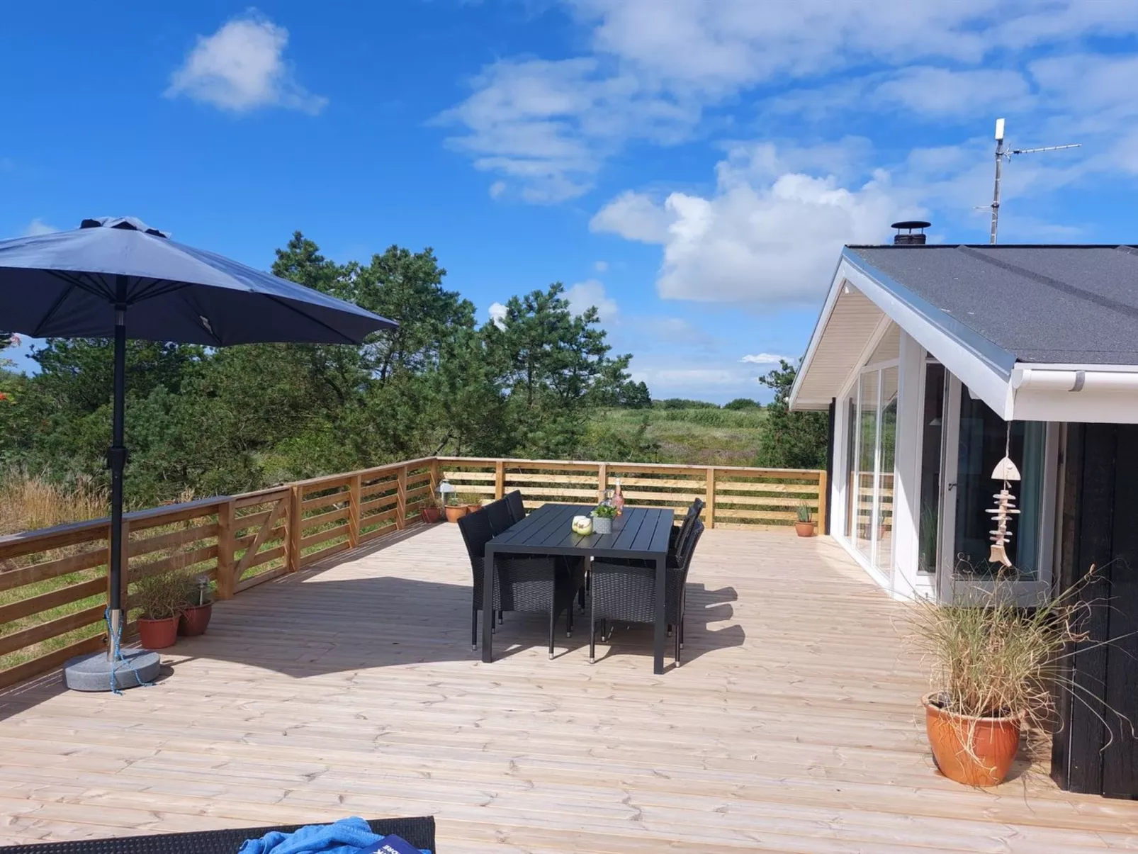 "Elgin" - 1.8km from the sea-Buiten