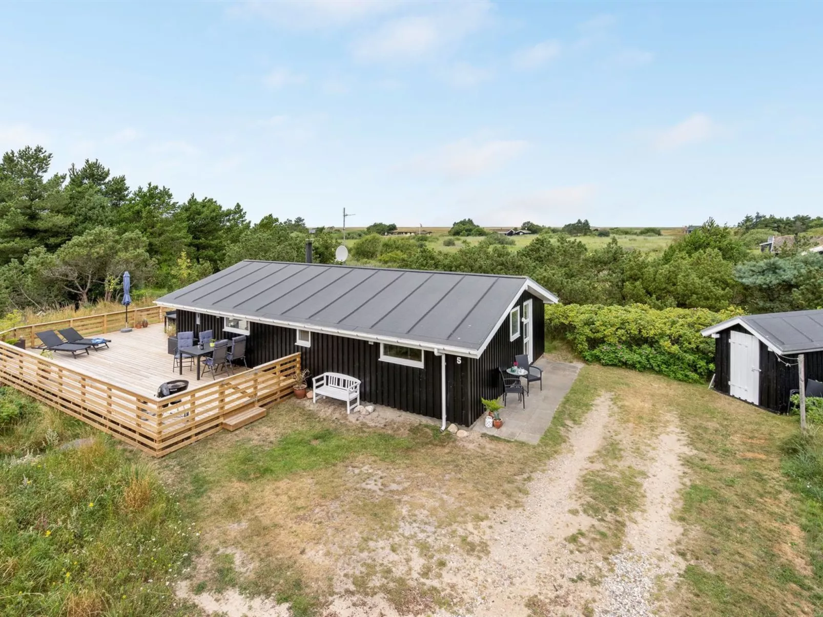 "Elgin" - 1.8km from the sea-Buiten
