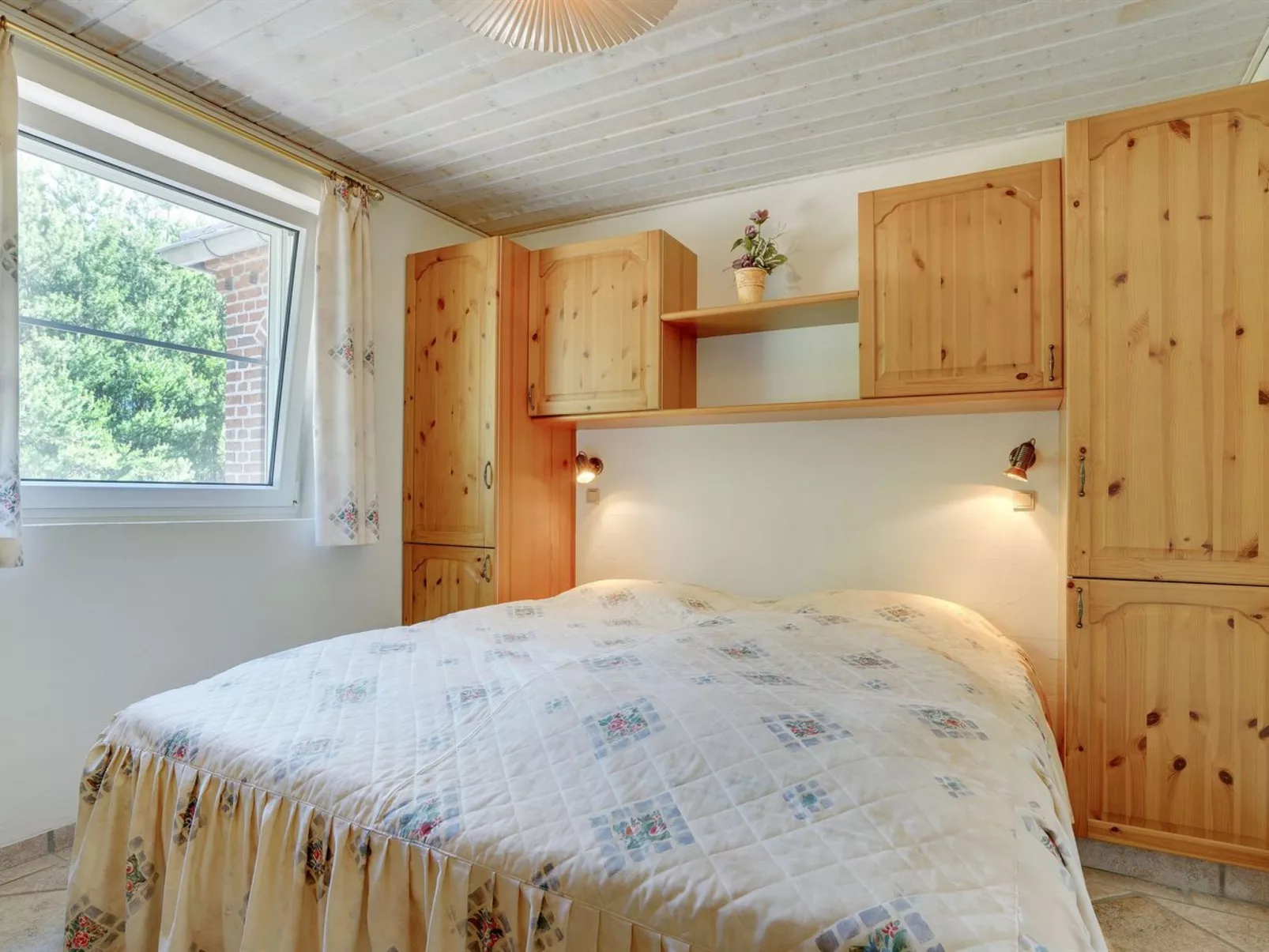 "Arletty" - 1km from the sea-Binnen