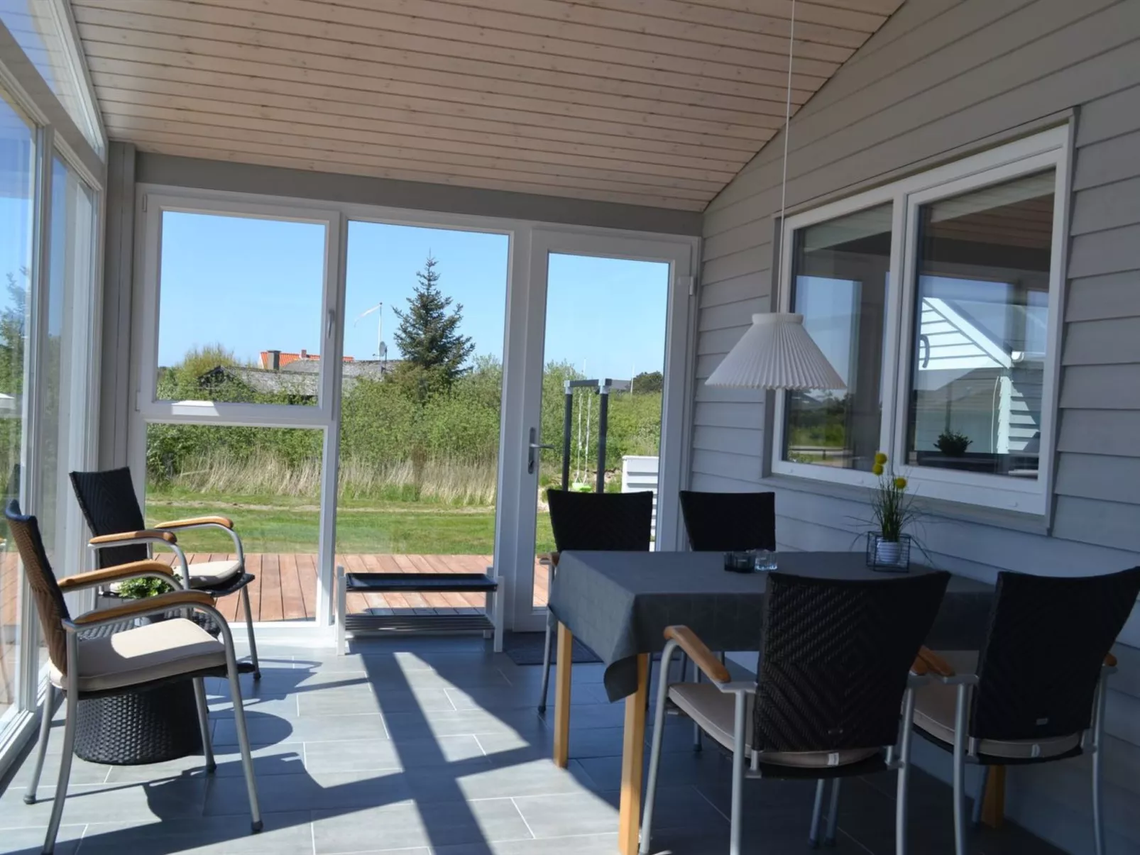 "Eldora" - 1.4km from the sea-Binnen