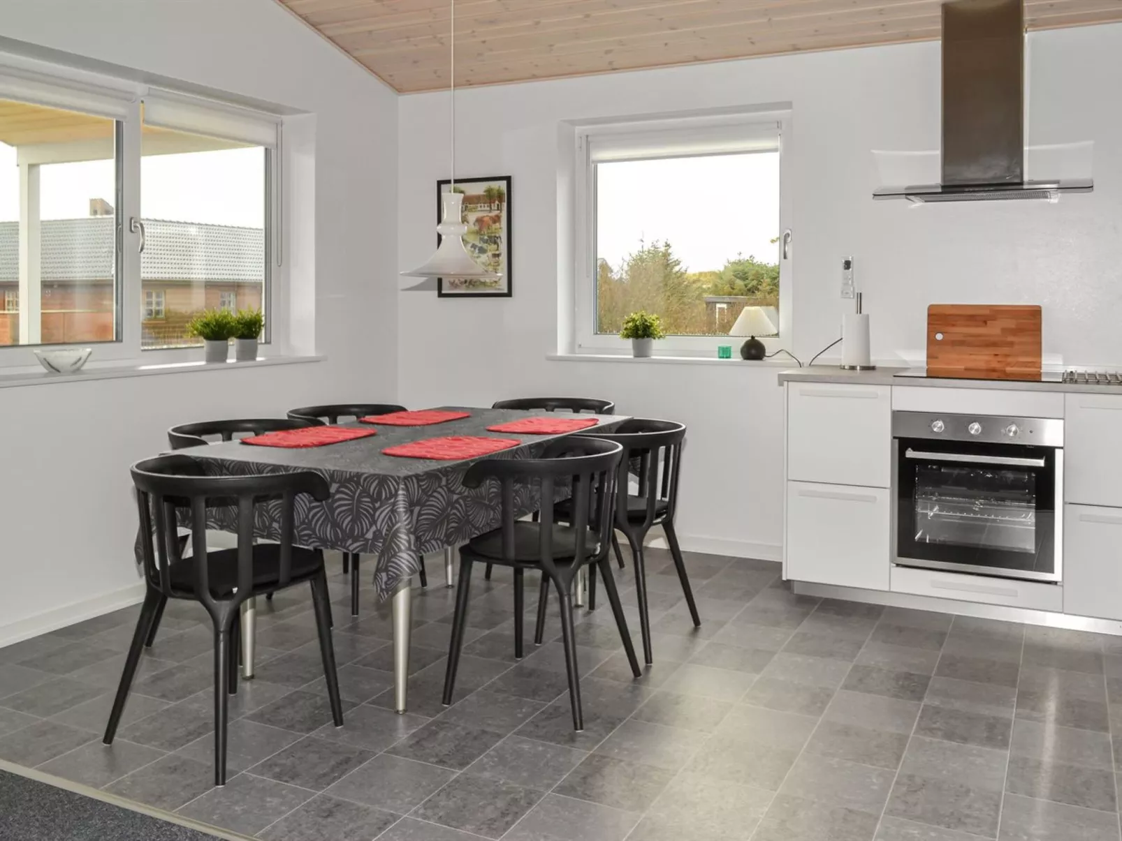 "Eldora" - 1.4km from the sea-Binnen