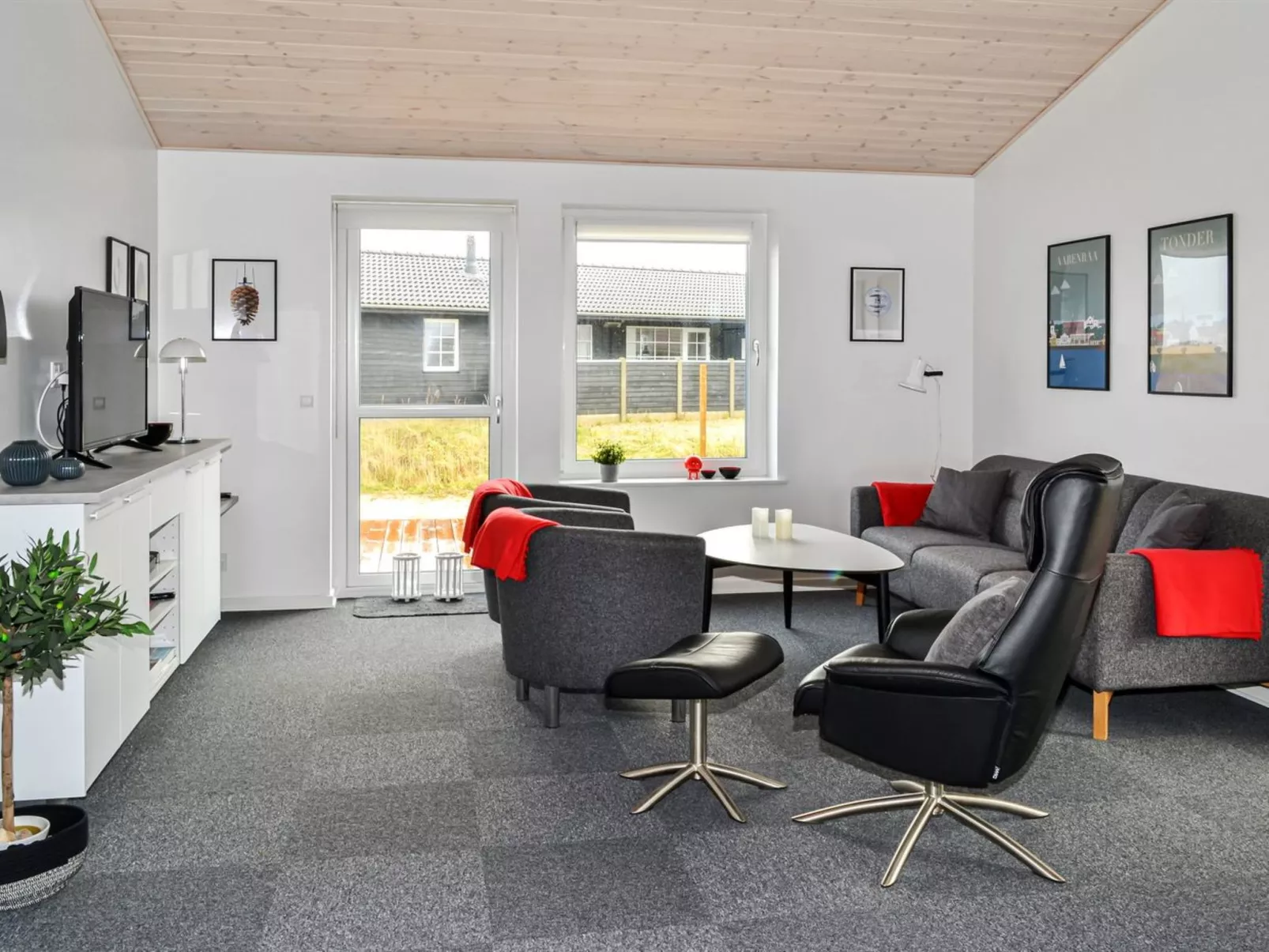 "Eldora" - 1.4km from the sea-Binnen