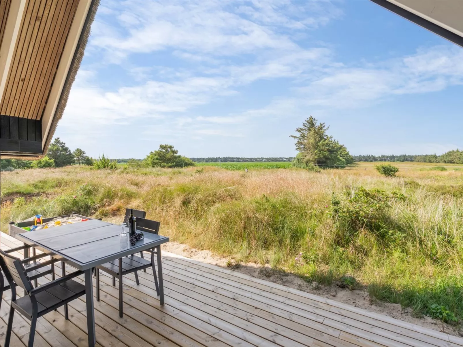 "Allin" - 1km from the sea-Binnen