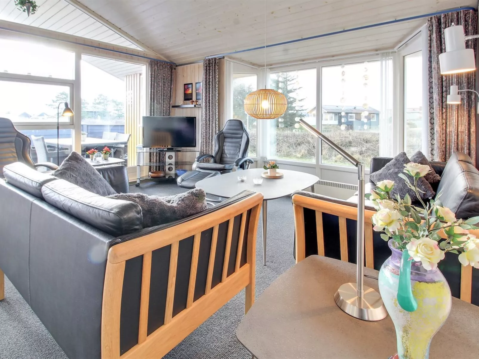 "Elsbeth" - 500m from the sea