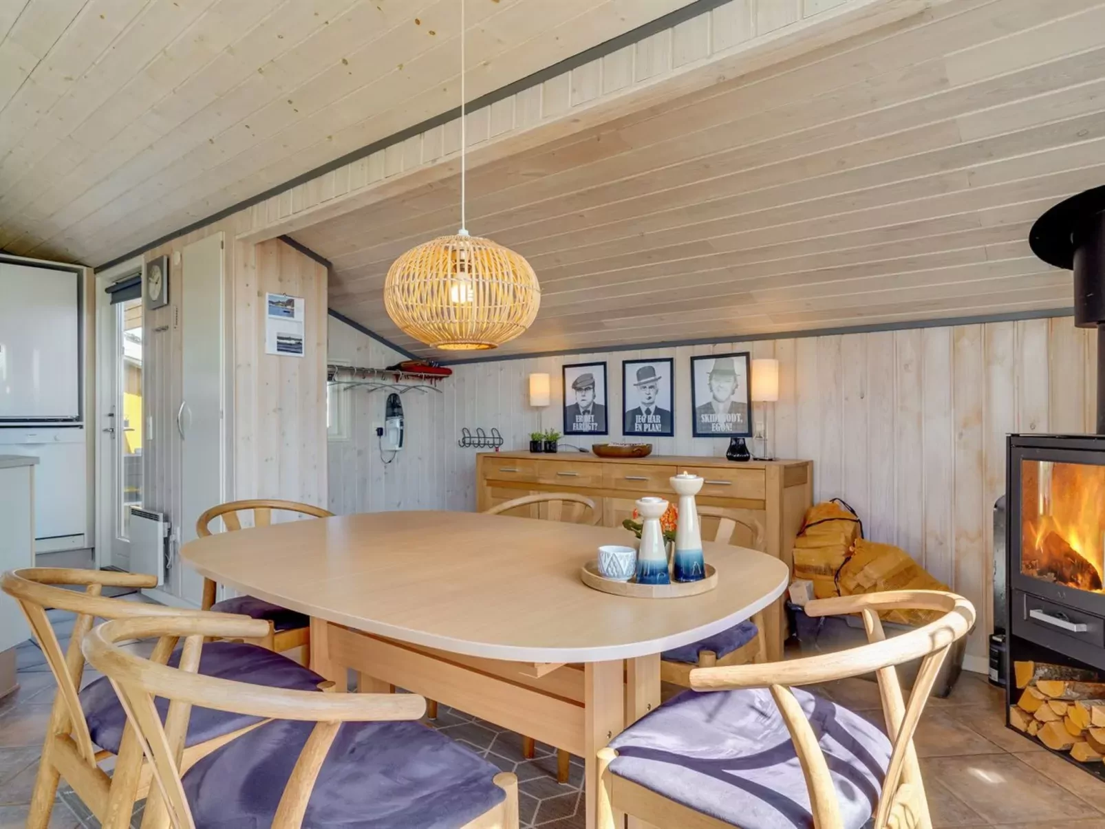 "Elsbeth" - 500m from the sea-Binnen