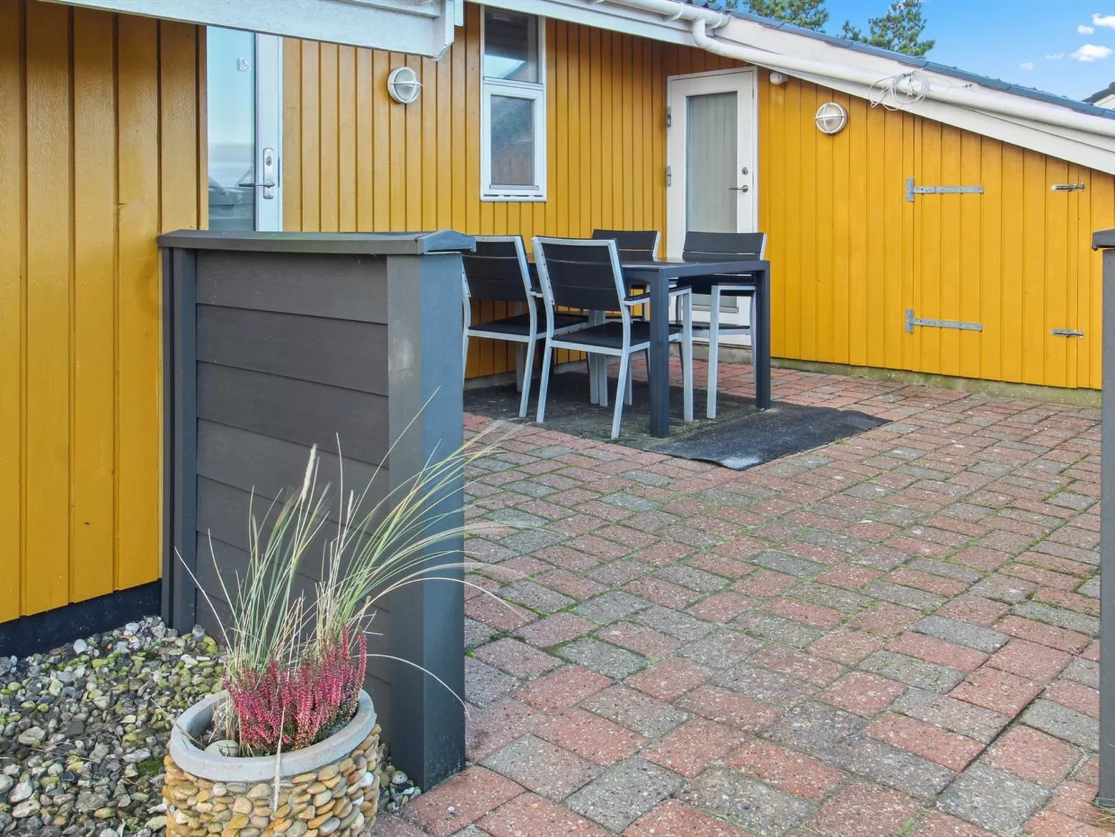 "Elsbeth" - 500m from the sea-Buiten